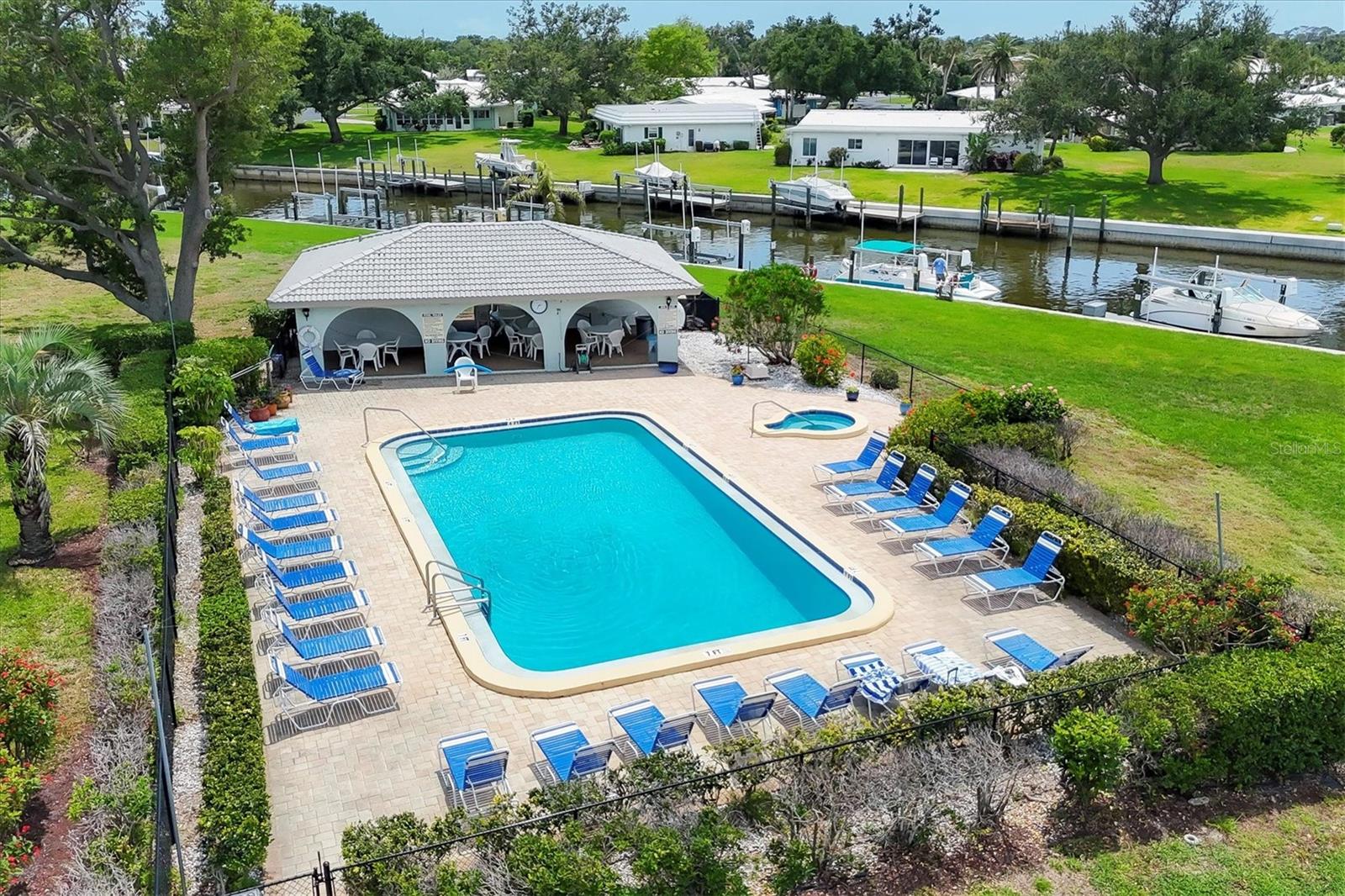 Image 29 of 34 For 149 Englewood Isles Parkway 603