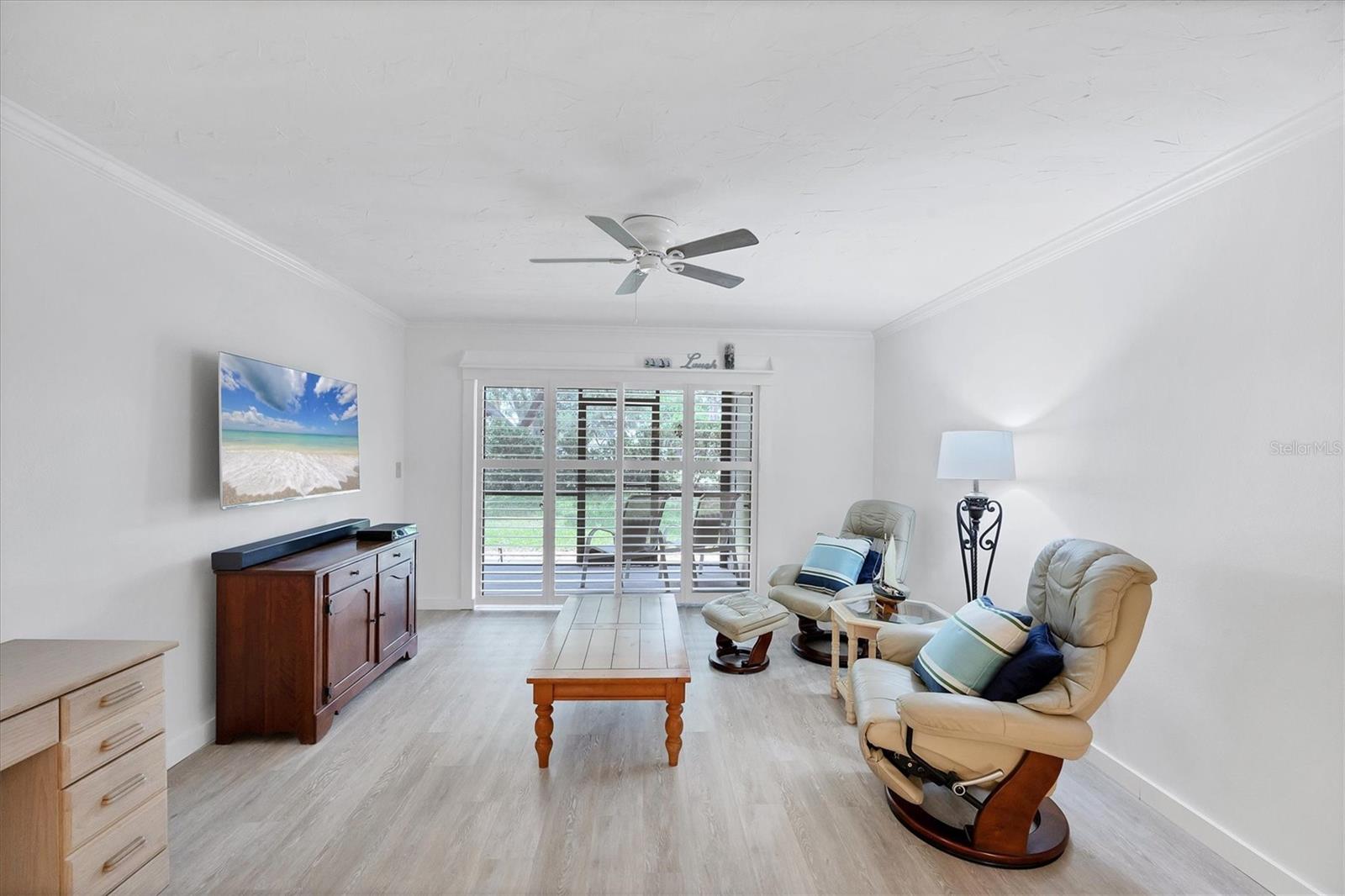Image 3 of 34 For 149 Englewood Isles Parkway 603
