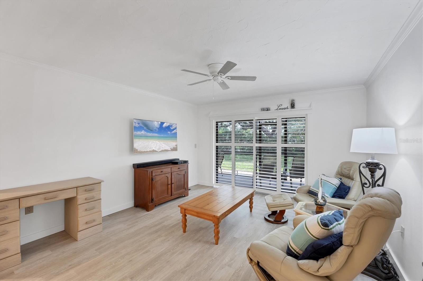 Image 4 of 34 For 149 Englewood Isles Parkway 603