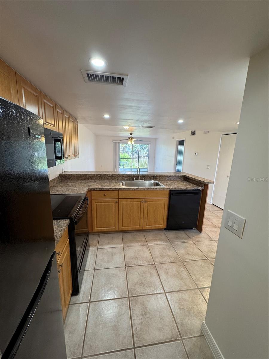 Image 15 of 19 For 6800 Placida Road 168