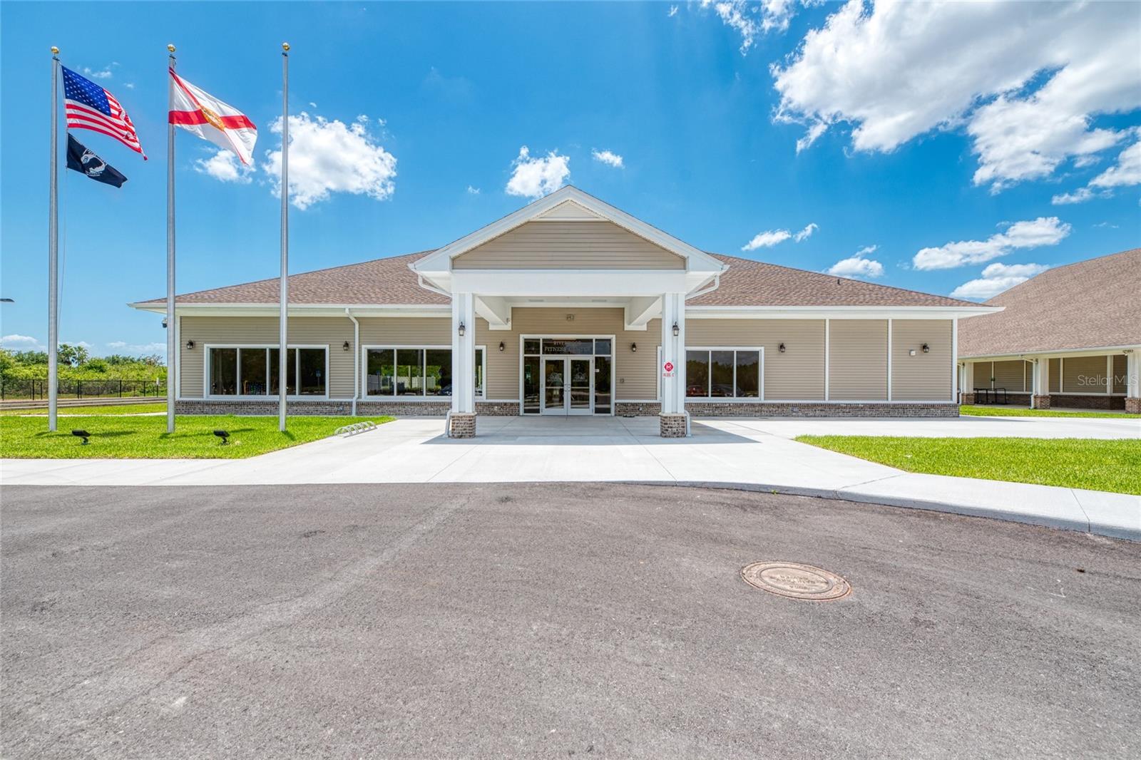 Image 61 of 79 For 4612 Club Drive D102