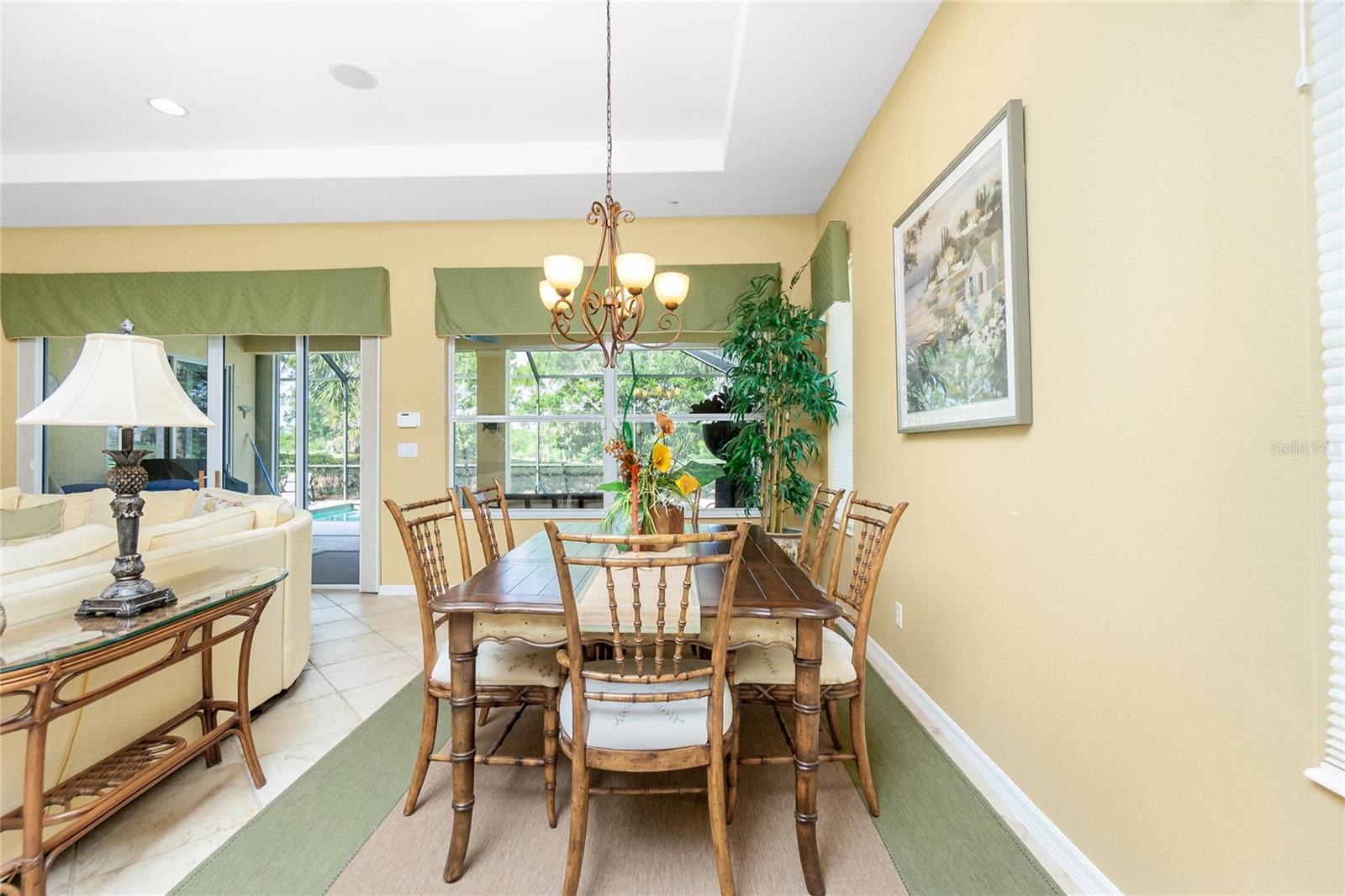 Image 14 of 63 For 142 Savona Way