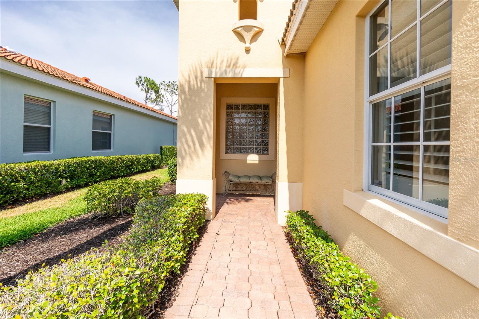 Image 6 of 63 For 142 Savona Way