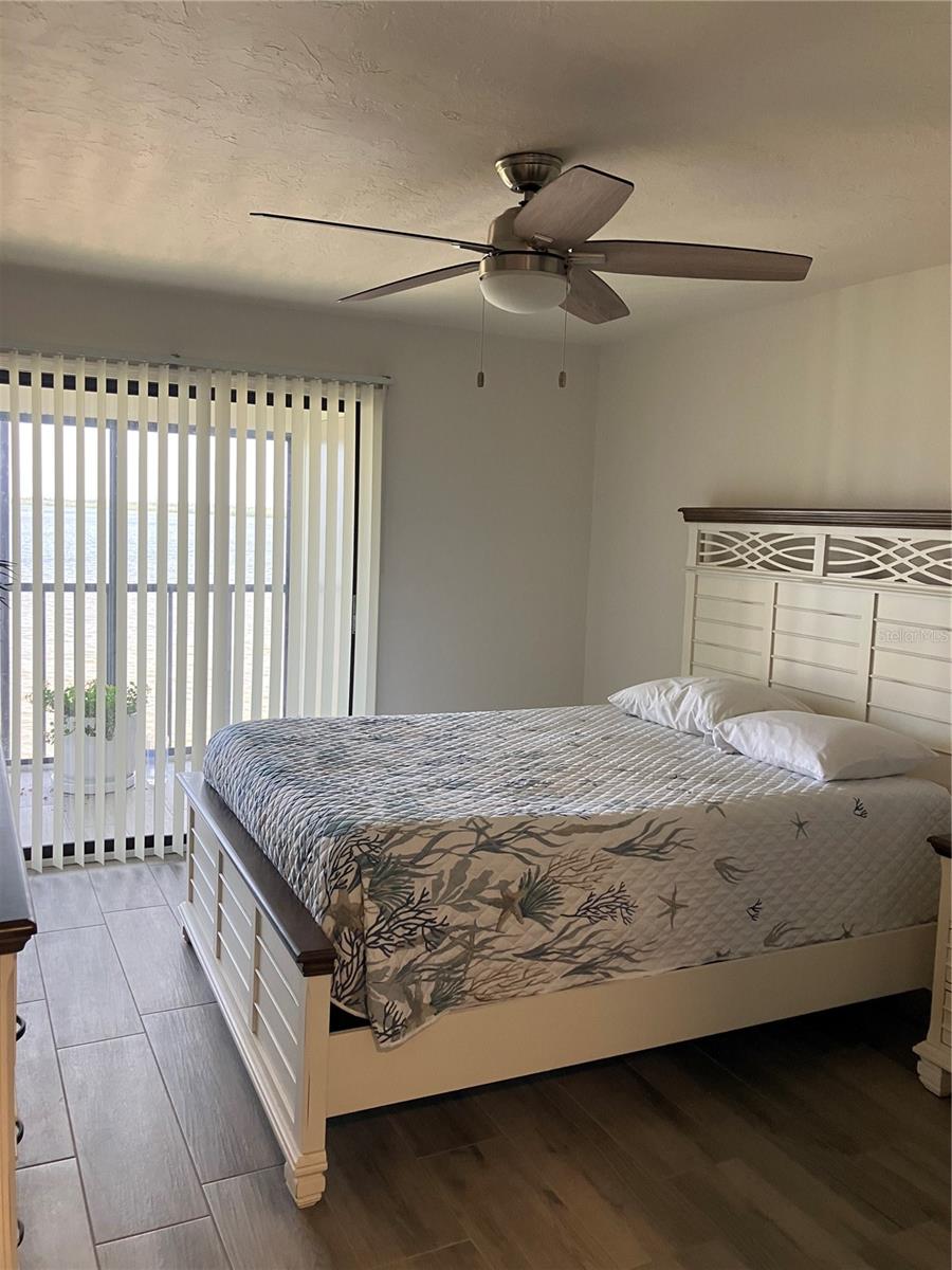 Image 18 of 25 For 14459 River Beach Drive 225
