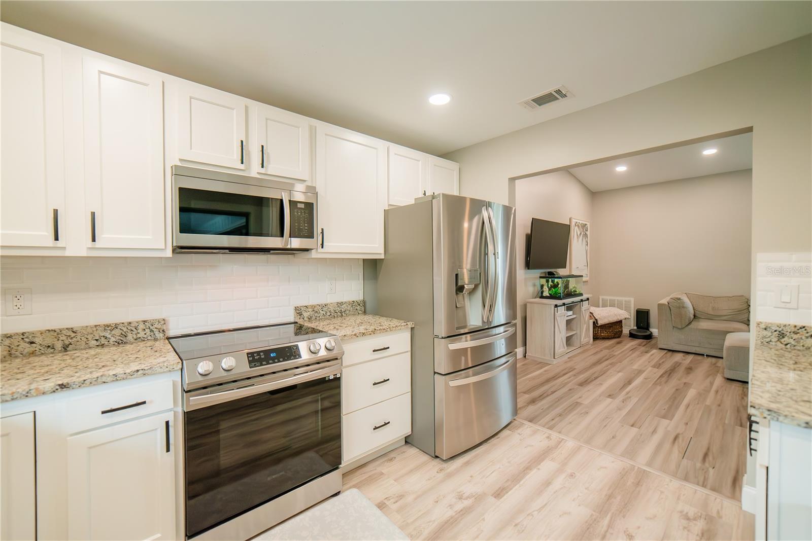 Image 10 of 42 For 7234 Mamouth Street