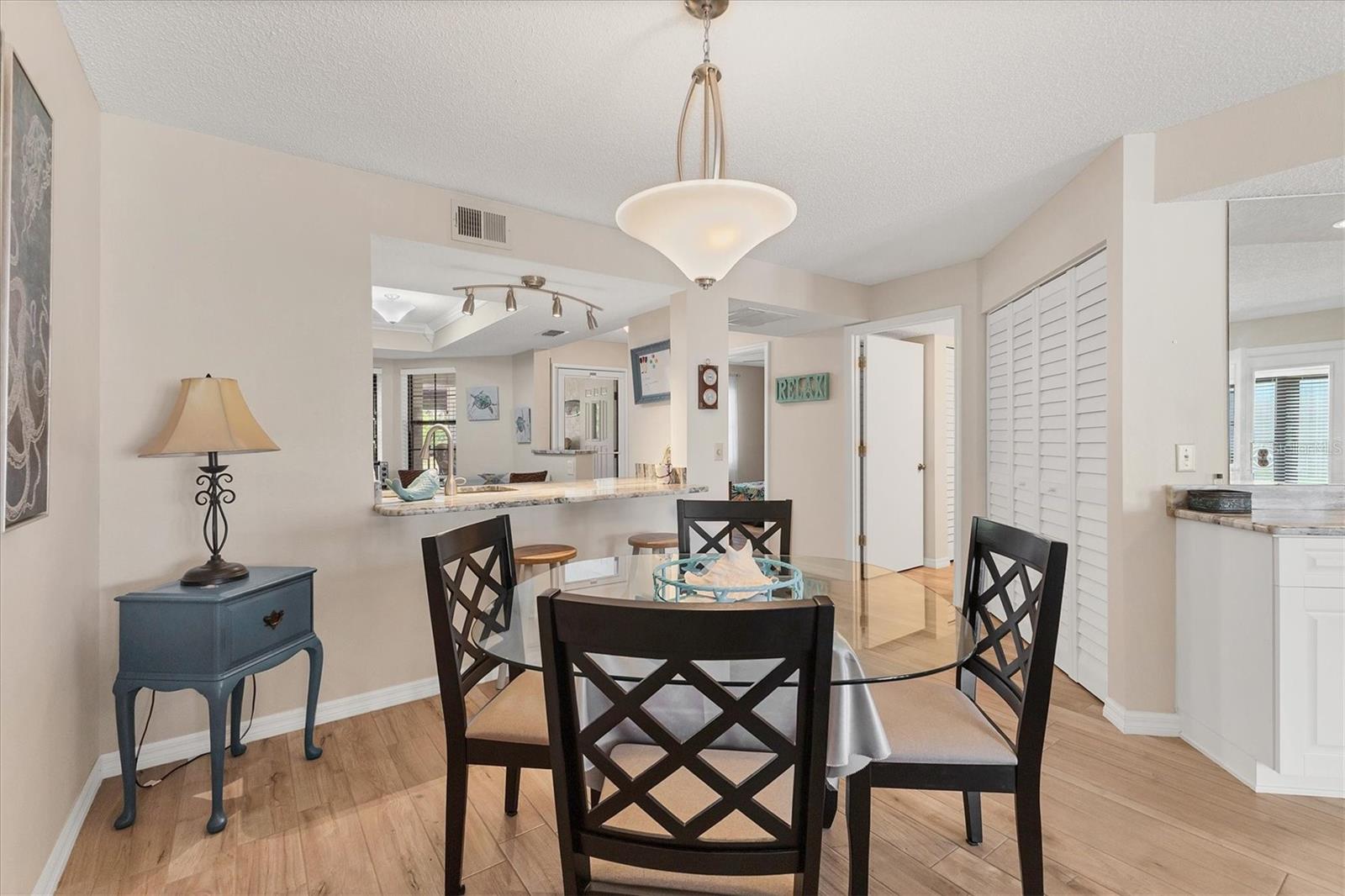 Image 18 of 48 For 507 Pine Hollow Circle 507