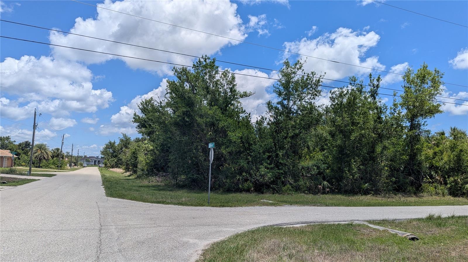 Image 3 of 9 For 10017 Cocoa Beach Street