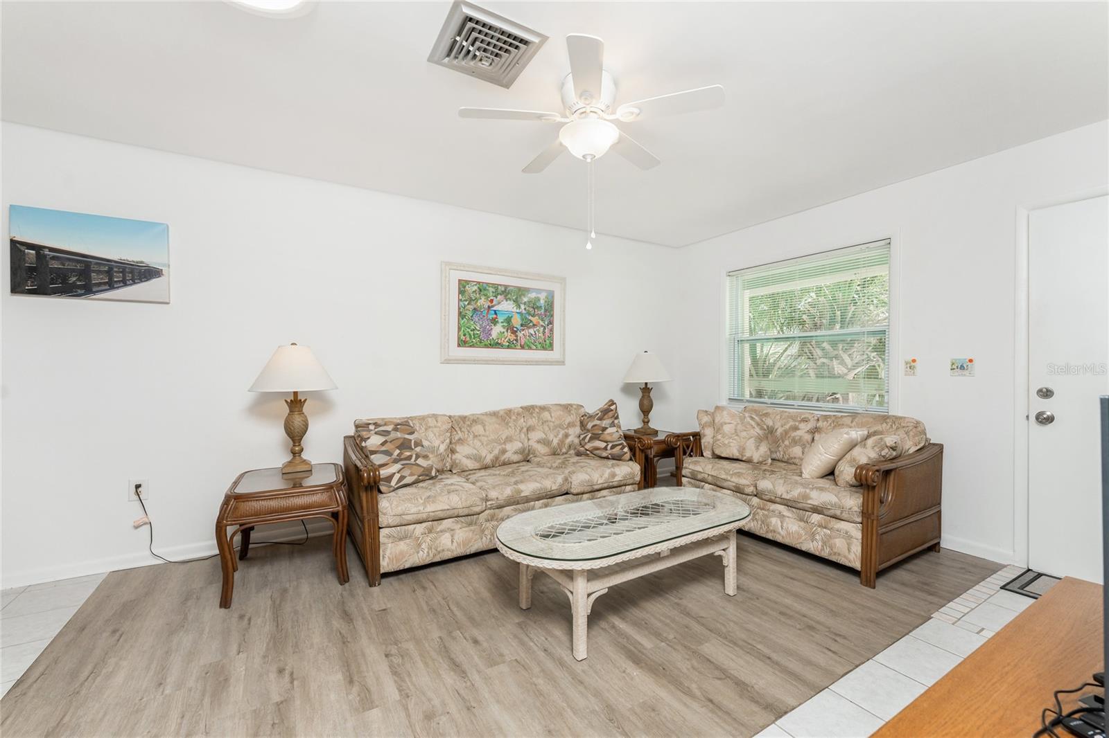 Image 35 of 90 For 5041 Beach Road 2a And 2b