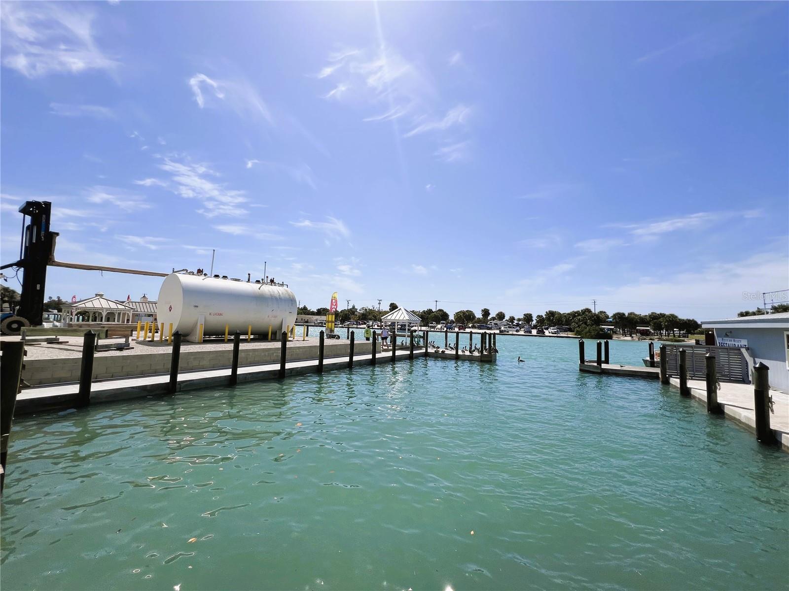 Image 9 of 19 For 100 Circuit Road S15