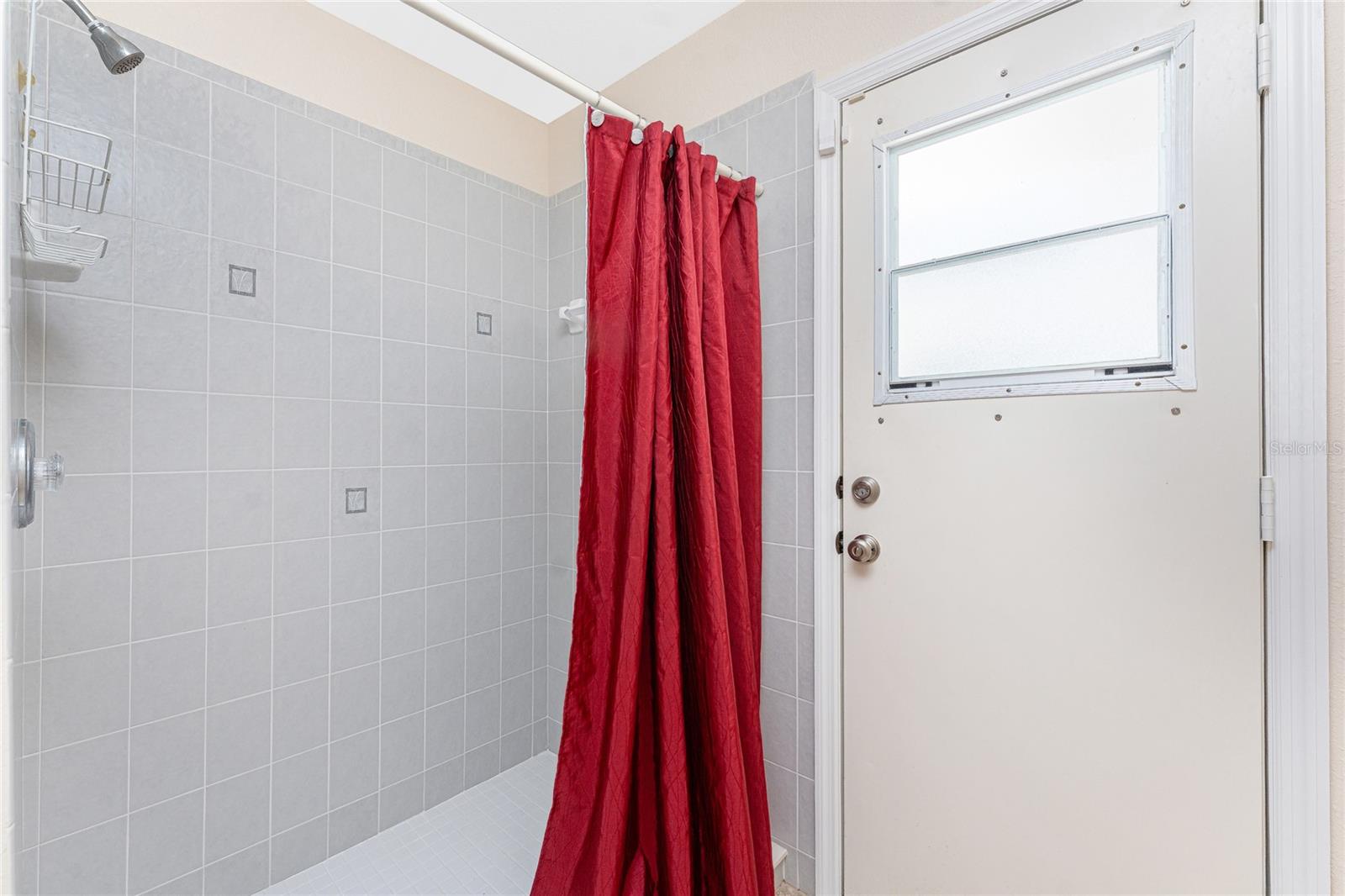 Image 37 of 73 For 1157 Rotonda Circle
