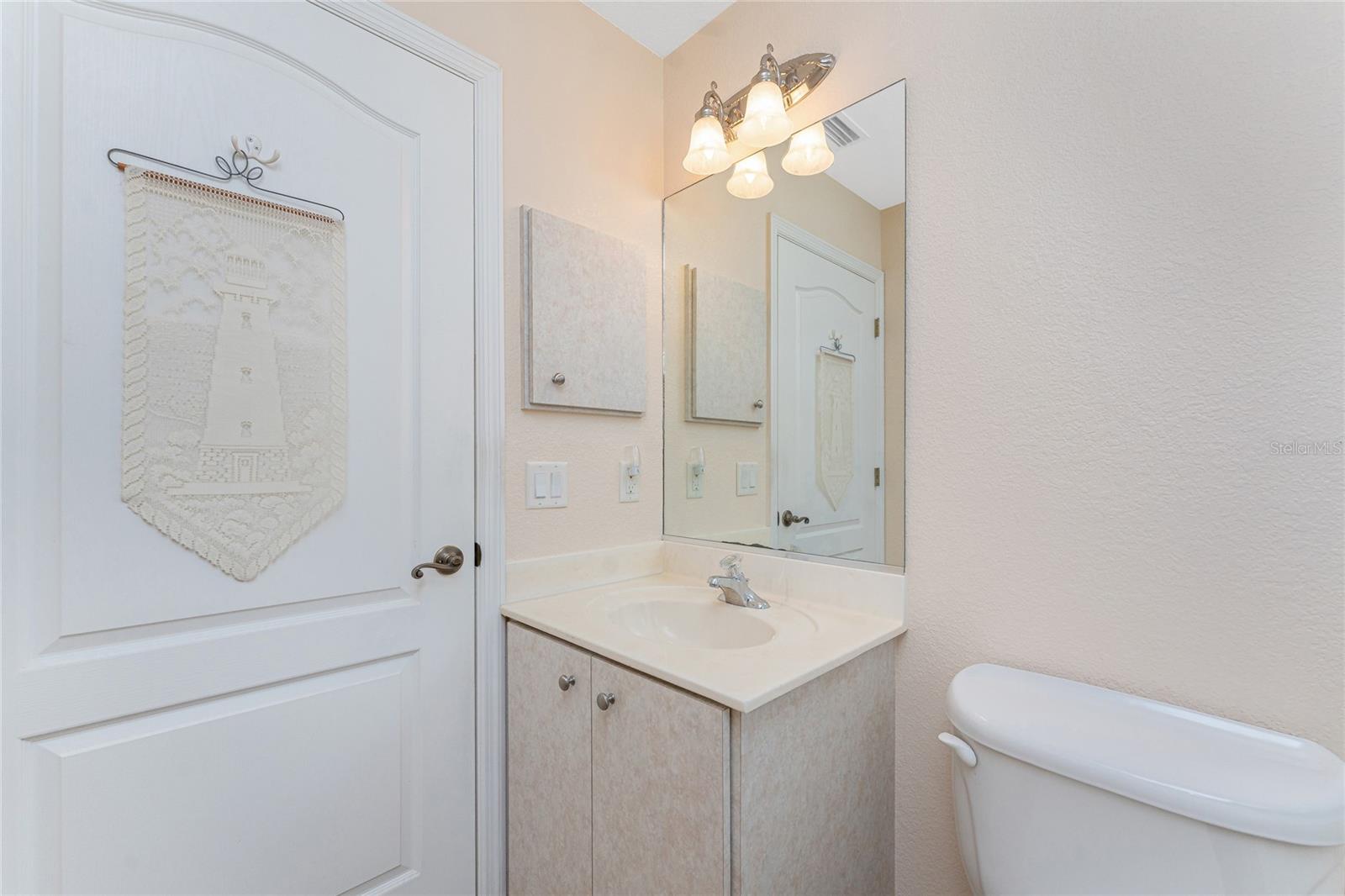 Image 43 of 73 For 1157 Rotonda Circle