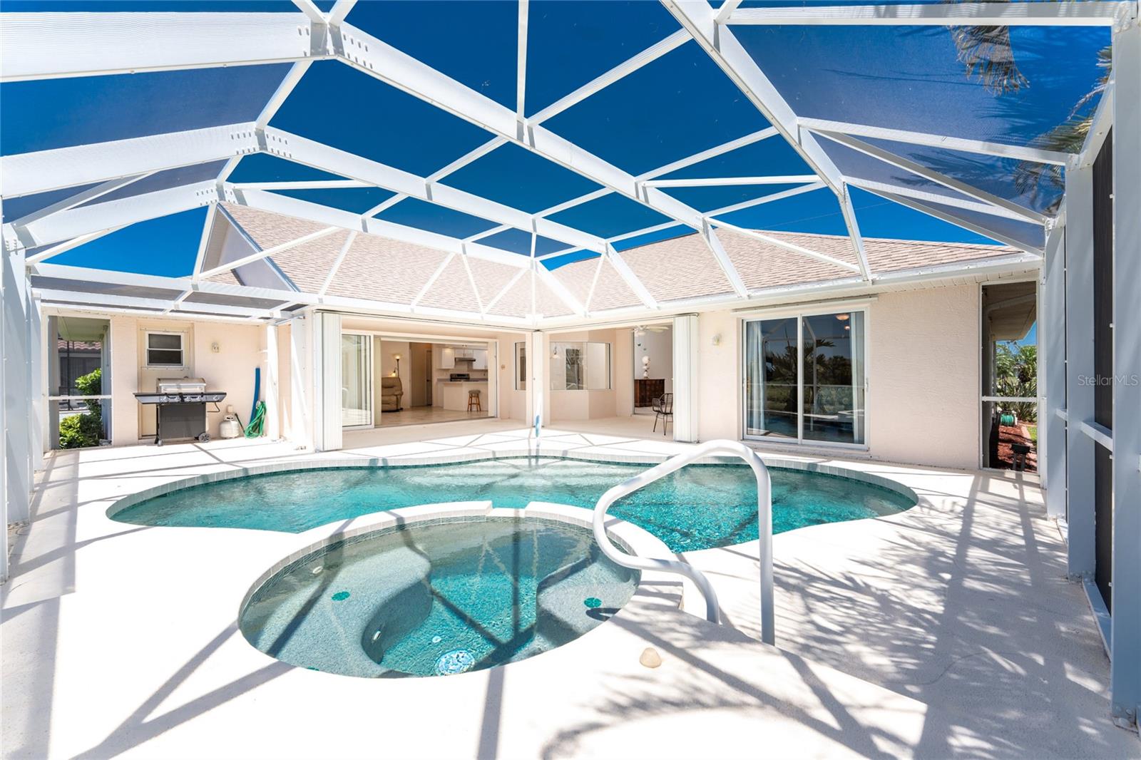 Image 49 of 73 For 1157 Rotonda Circle