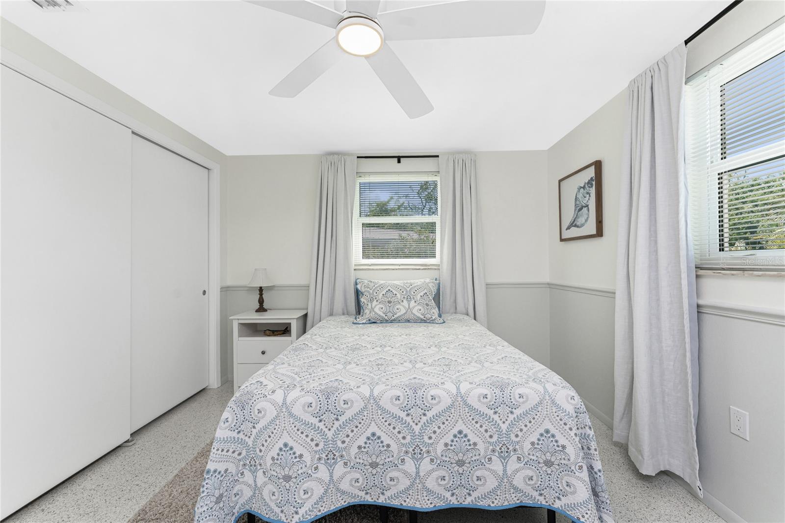 Image 28 of 71 For 1691 Lakeview Place