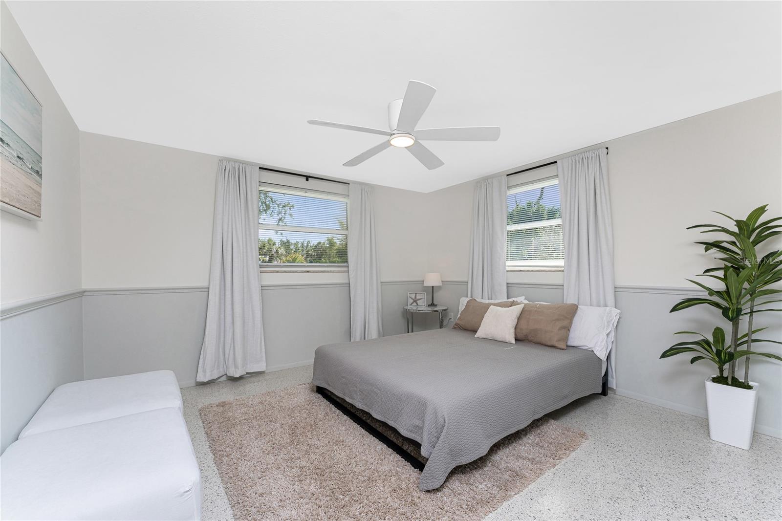 Image 30 of 71 For 1691 Lakeview Place