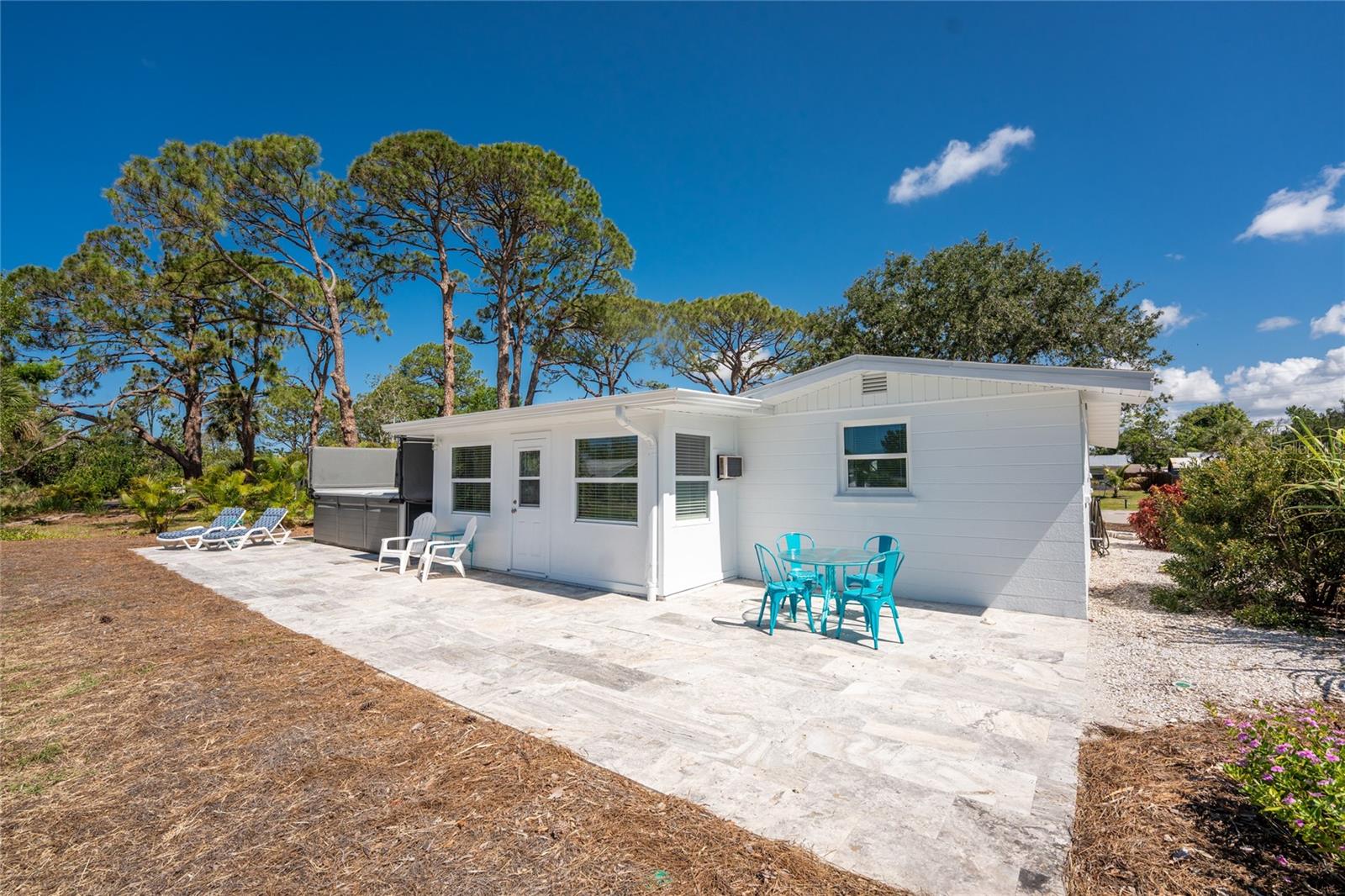 Image 47 of 71 For 1691 Lakeview Place