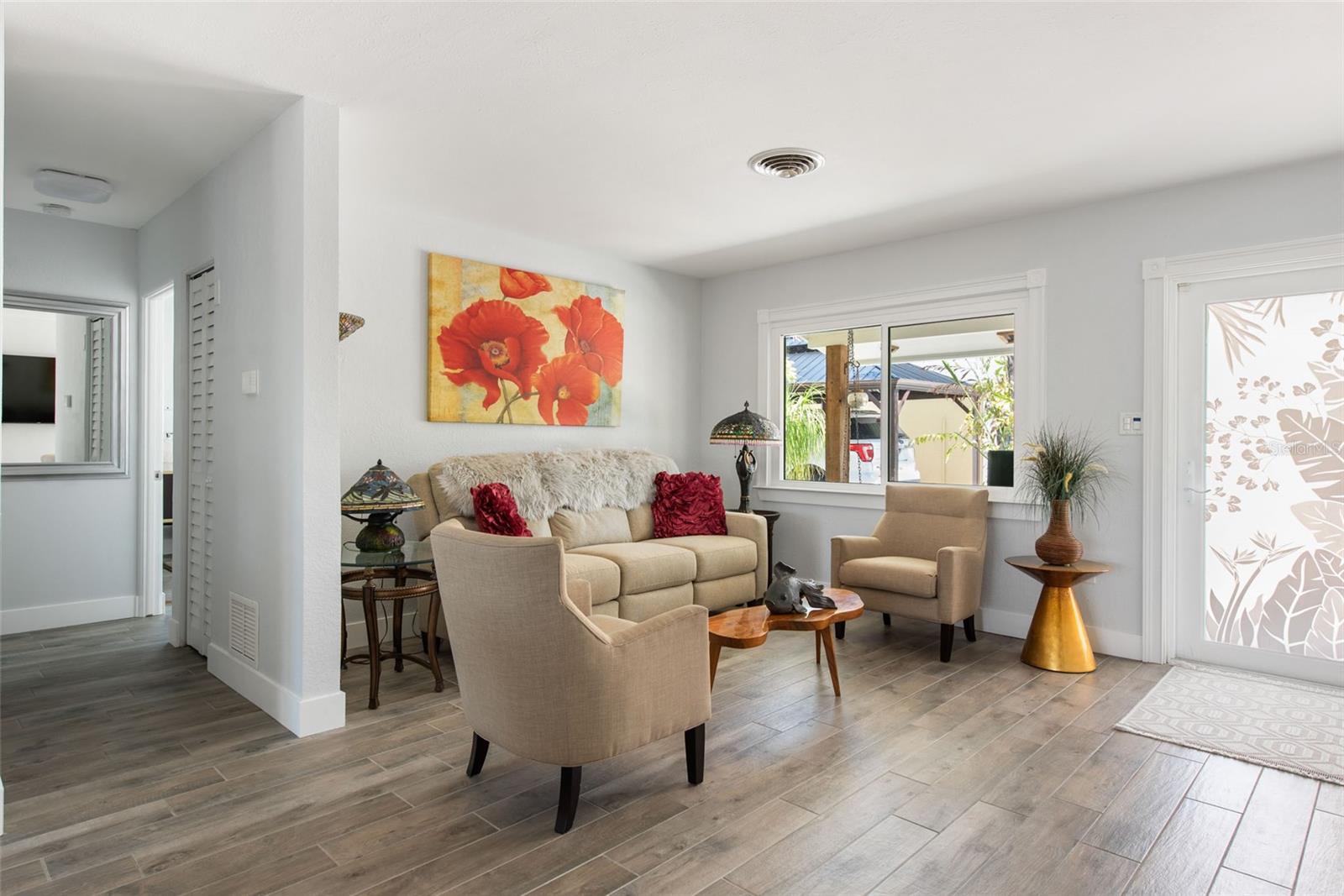 Image 20 of 95 For 2060 Oyster Creek Drive