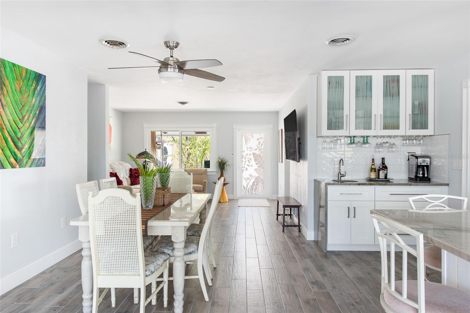Image 22 of 95 For 2060 Oyster Creek Drive