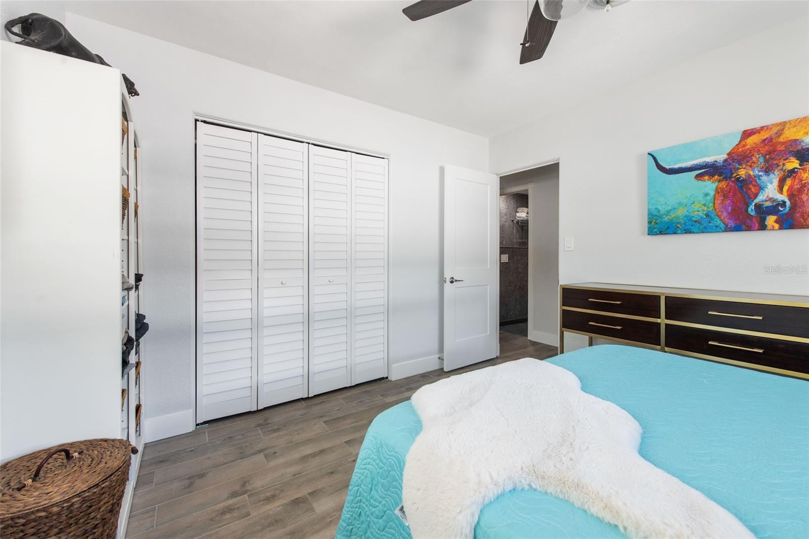 Image 28 of 95 For 2060 Oyster Creek Drive