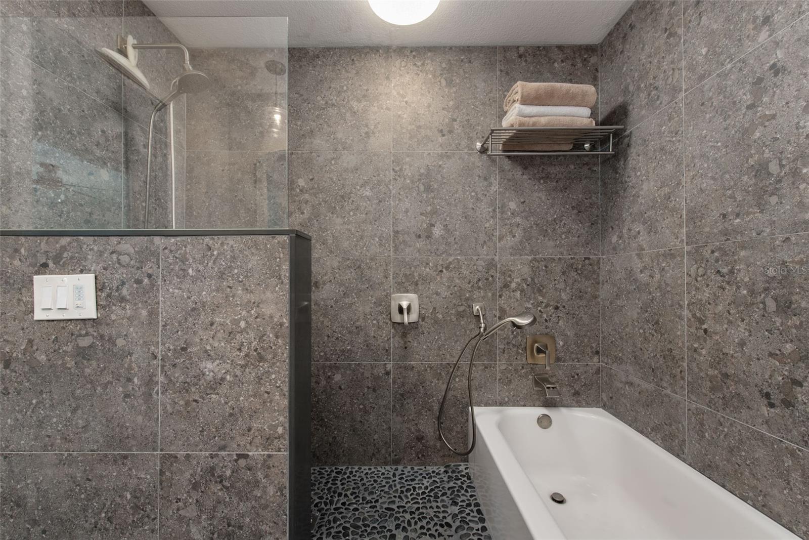 Image 31 of 95 For 2060 Oyster Creek Drive