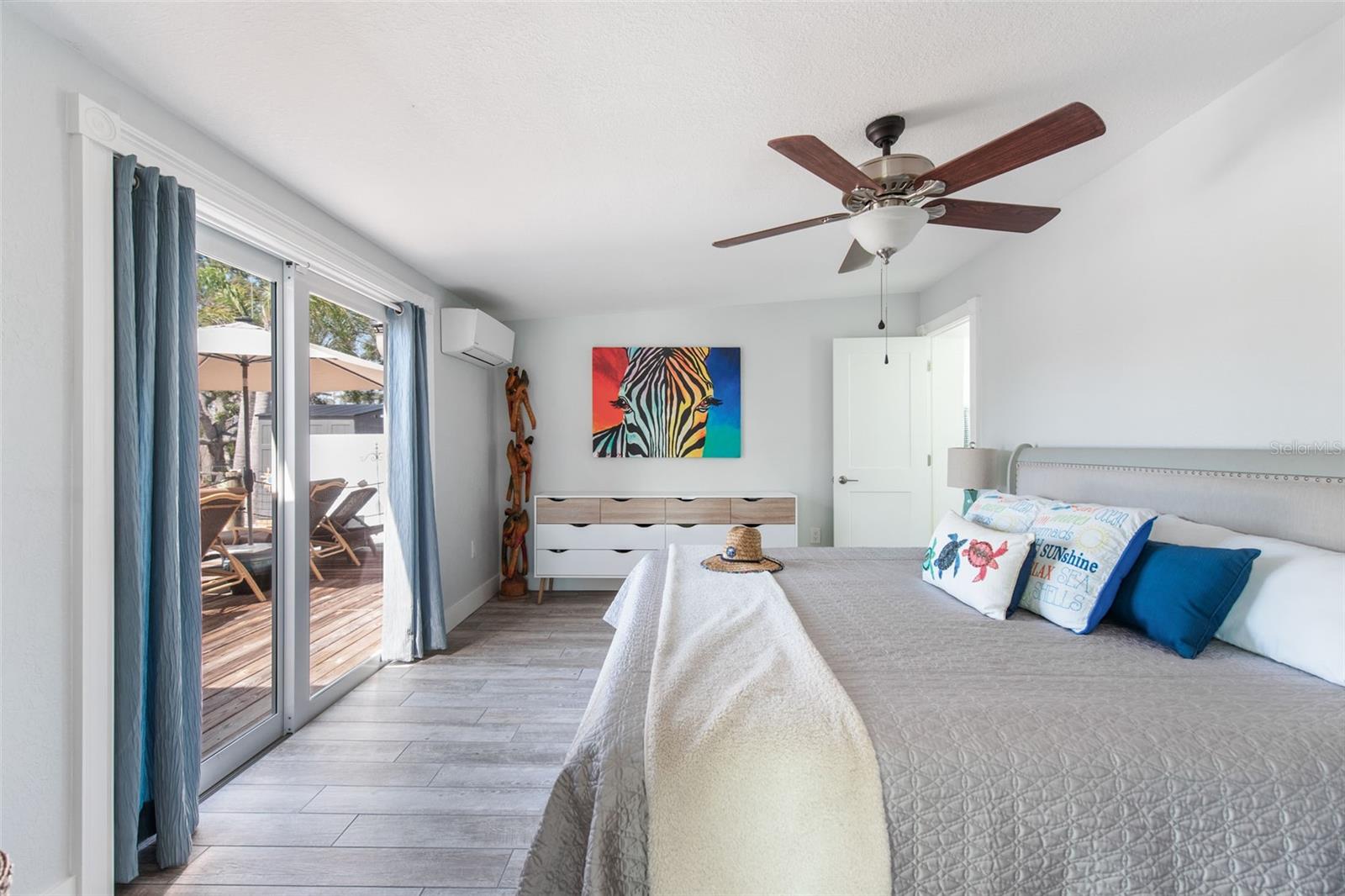 Image 39 of 95 For 2060 Oyster Creek Drive