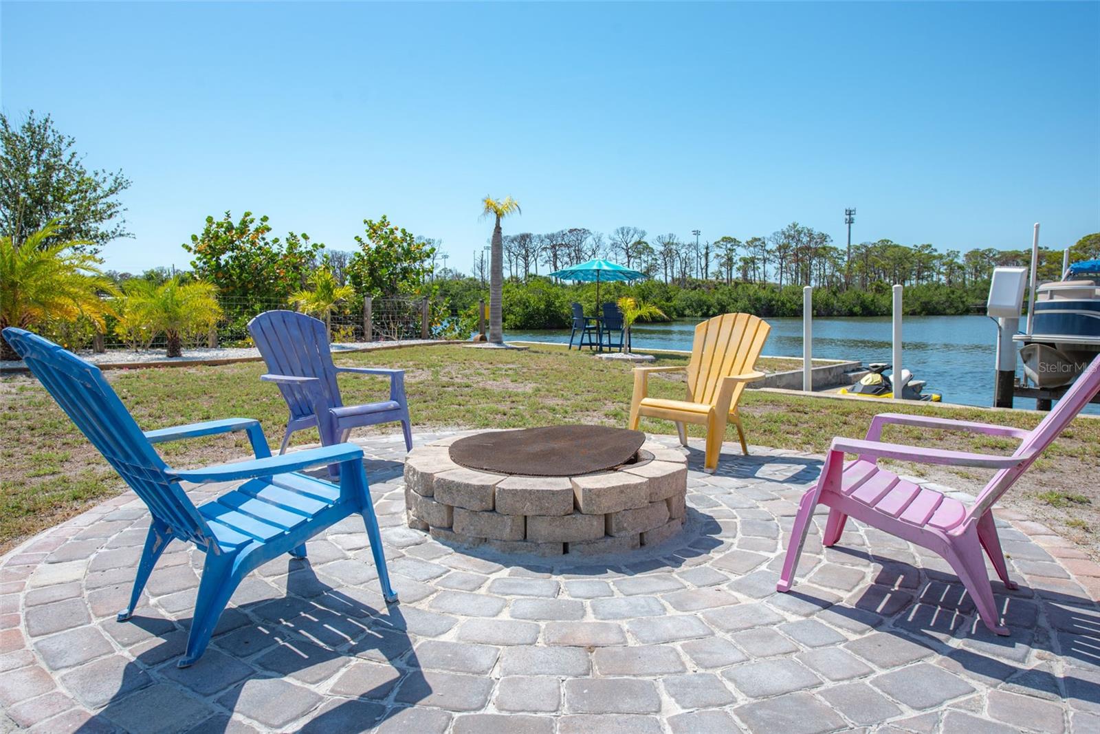Image 55 of 95 For 2060 Oyster Creek Drive