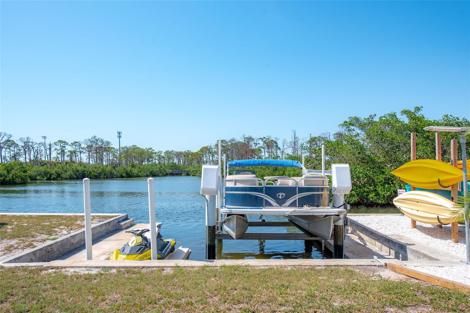 Image 59 of 95 For 2060 Oyster Creek Drive