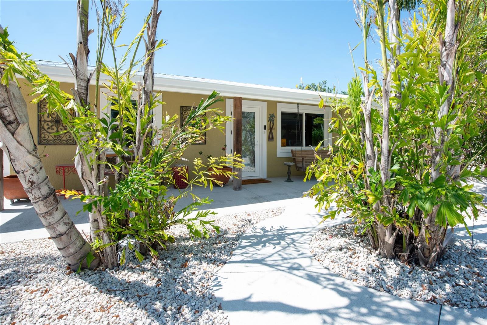 Image 6 of 95 For 2060 Oyster Creek Drive