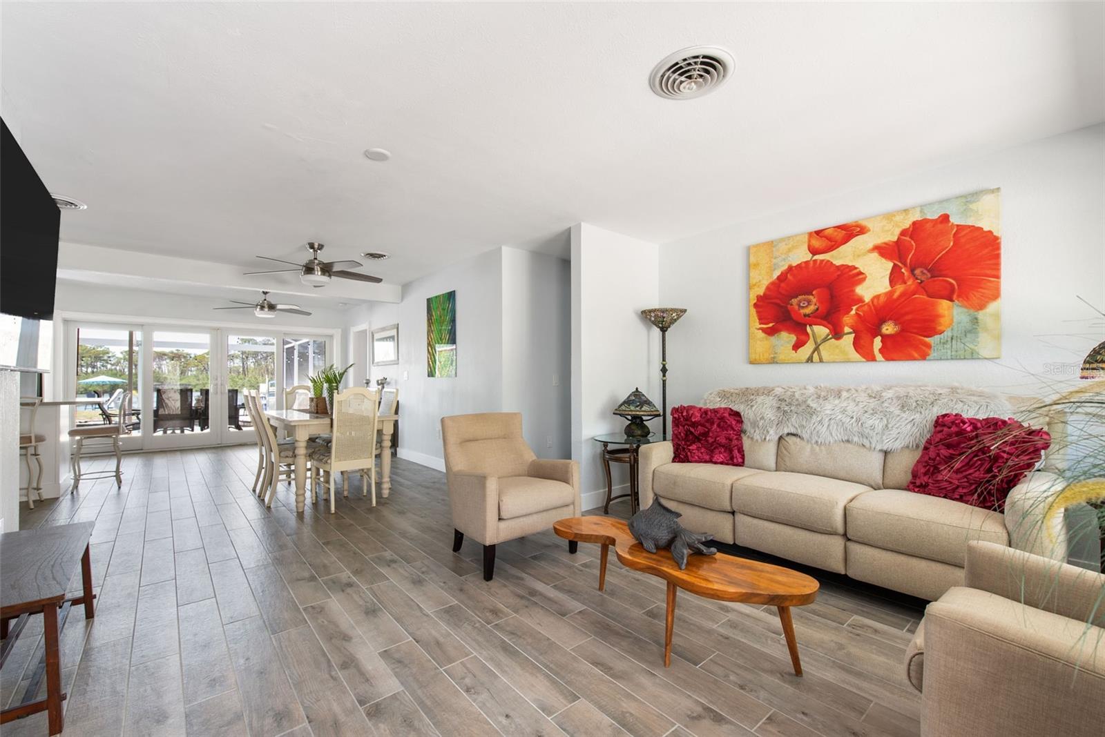 Image 7 of 95 For 2060 Oyster Creek Drive