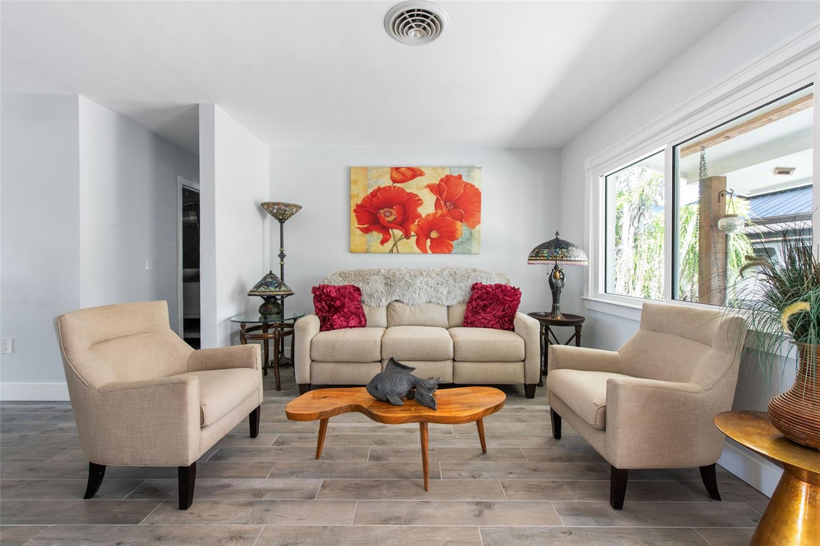 Image 8 of 95 For 2060 Oyster Creek Drive