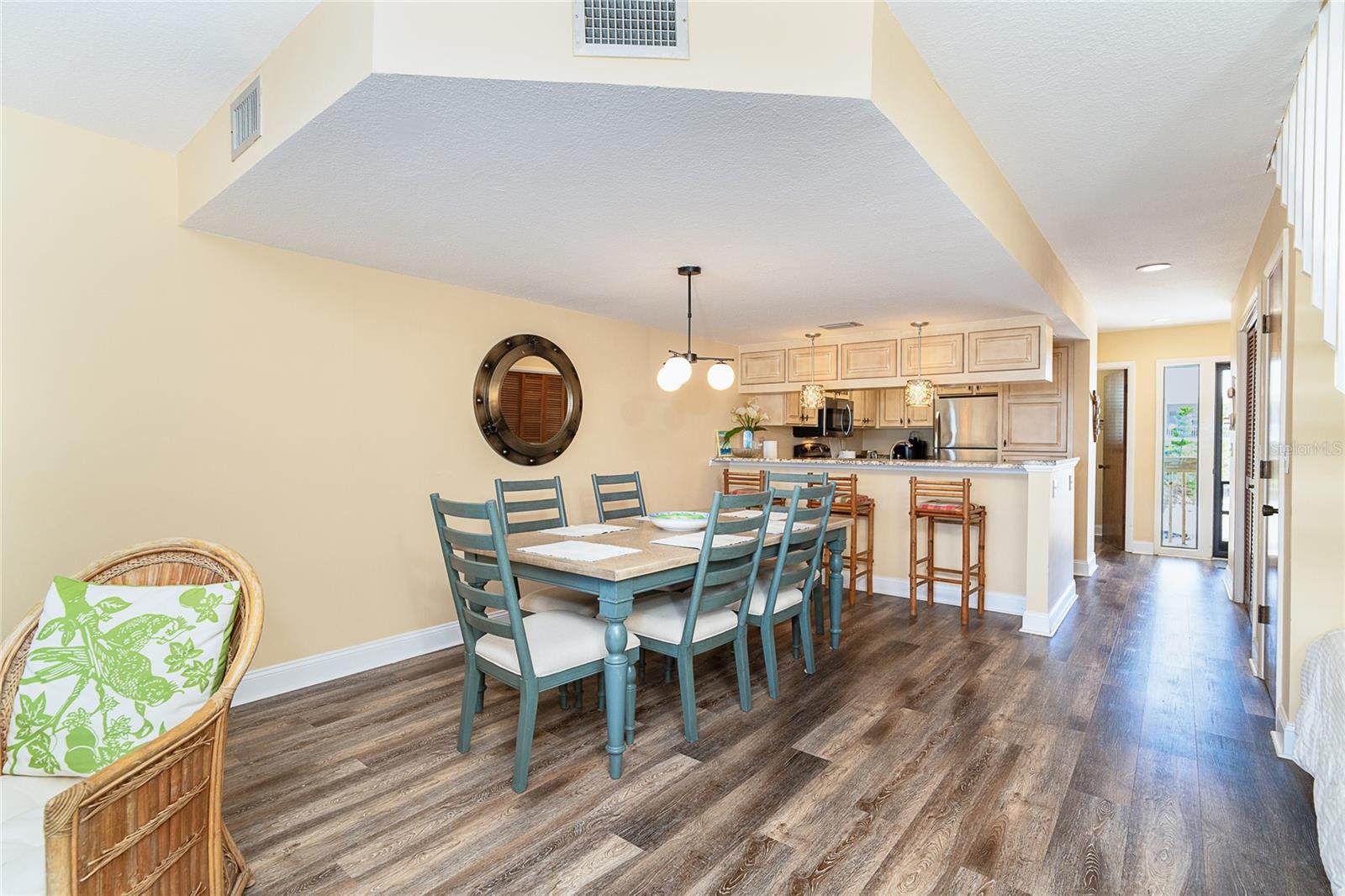 Image 4 of 45 For 301 Gulf Boulevard 3