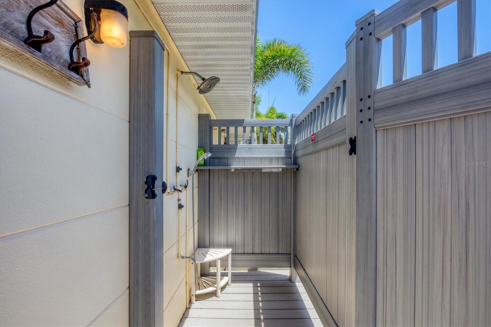 Image 31 of 42 For 142 Sunaire Terrace
