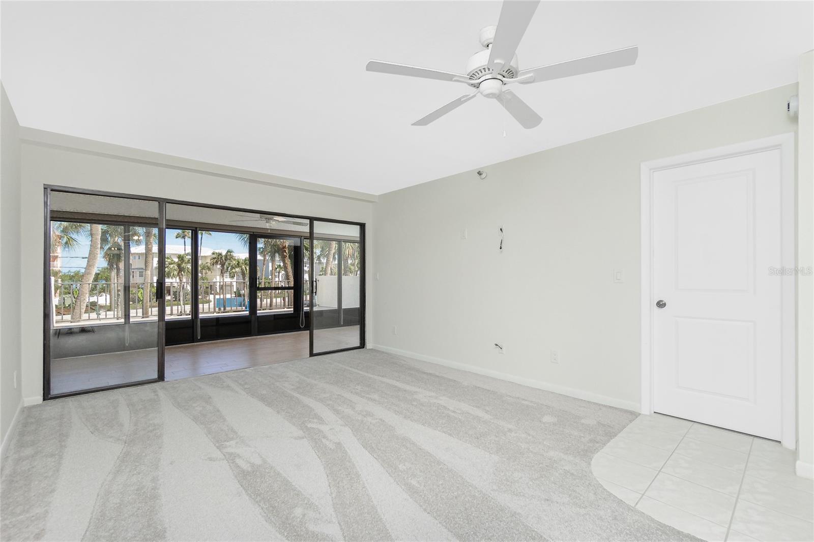 Image 14 of 62 For 1551 Beach Road 212