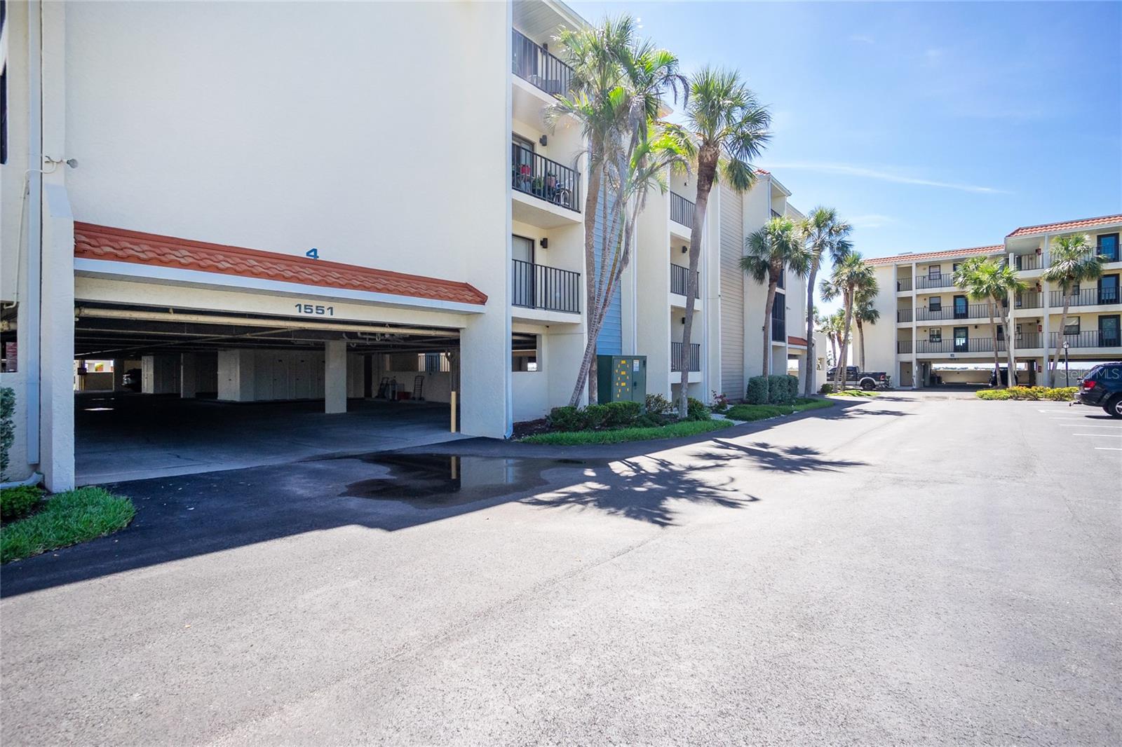 Image 46 of 62 For 1551 Beach Road 212