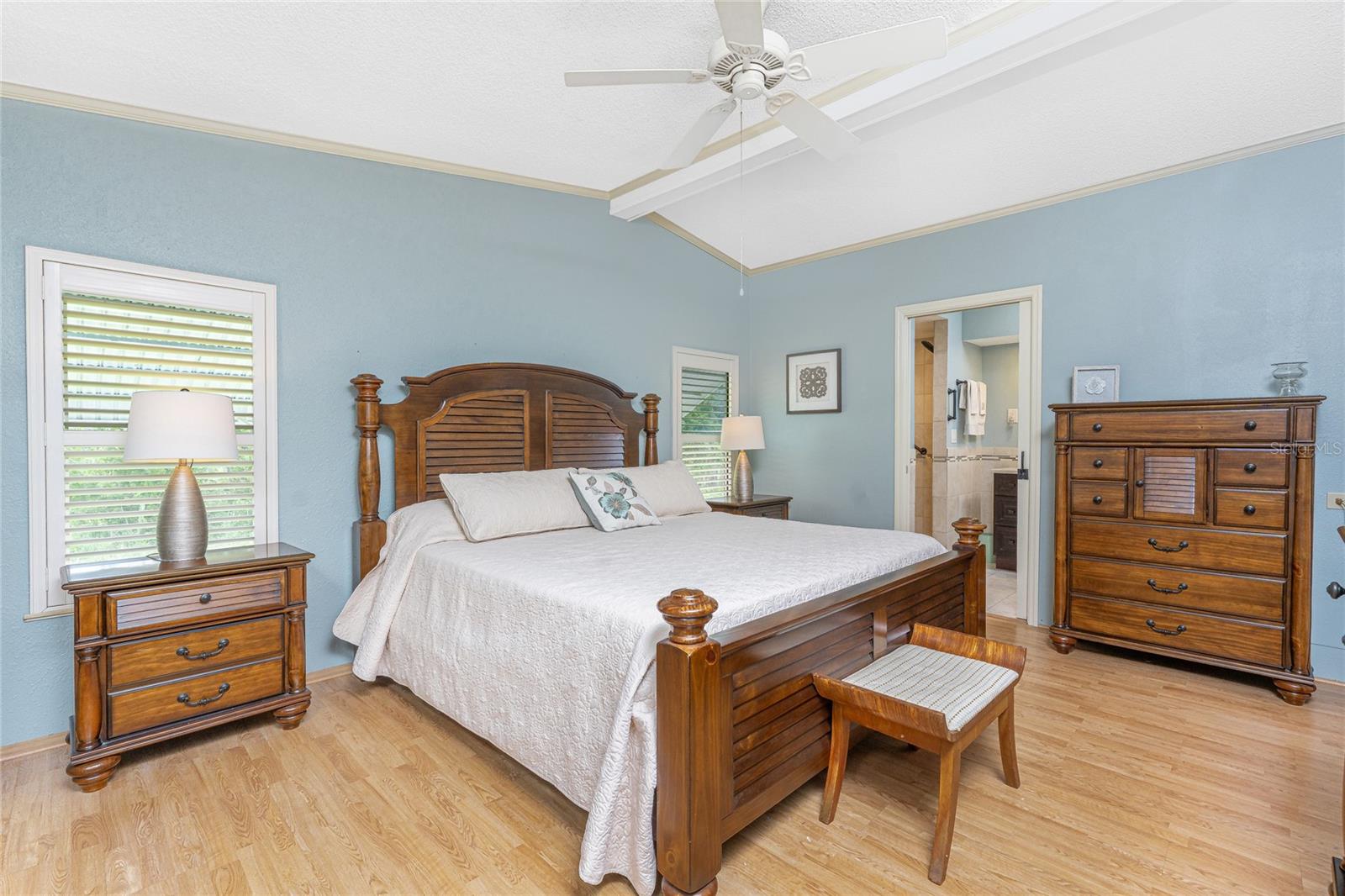 Image 17 of 56 For 867 Cascade Court