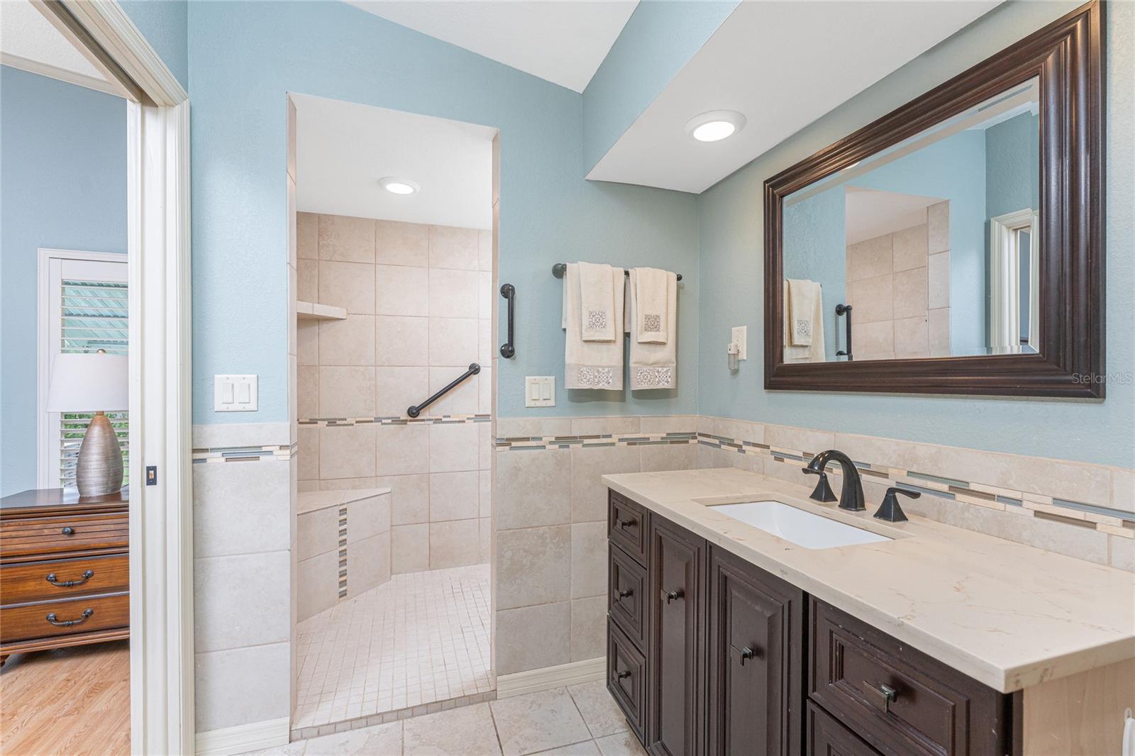 Image 20 of 56 For 867 Cascade Court