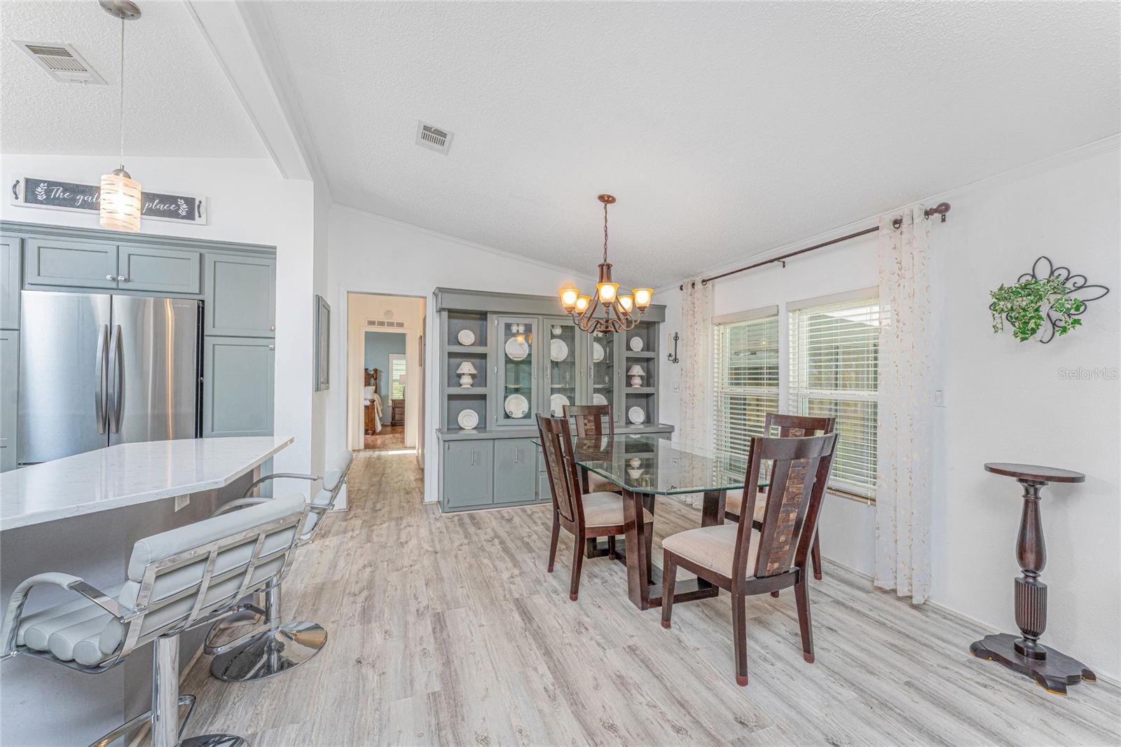 Image 6 of 56 For 867 Cascade Court