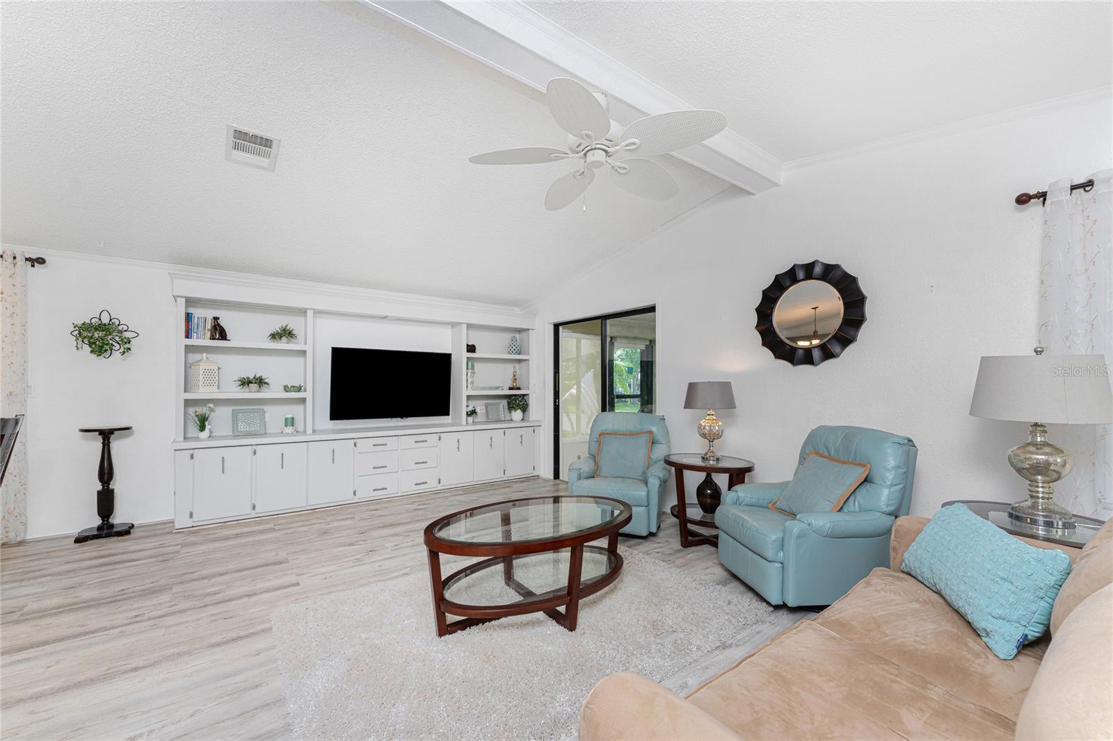 Image 8 of 56 For 867 Cascade Court