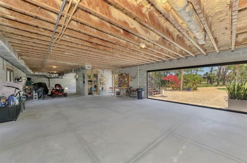 Image 54 of 69 For 760 Oxford Drive