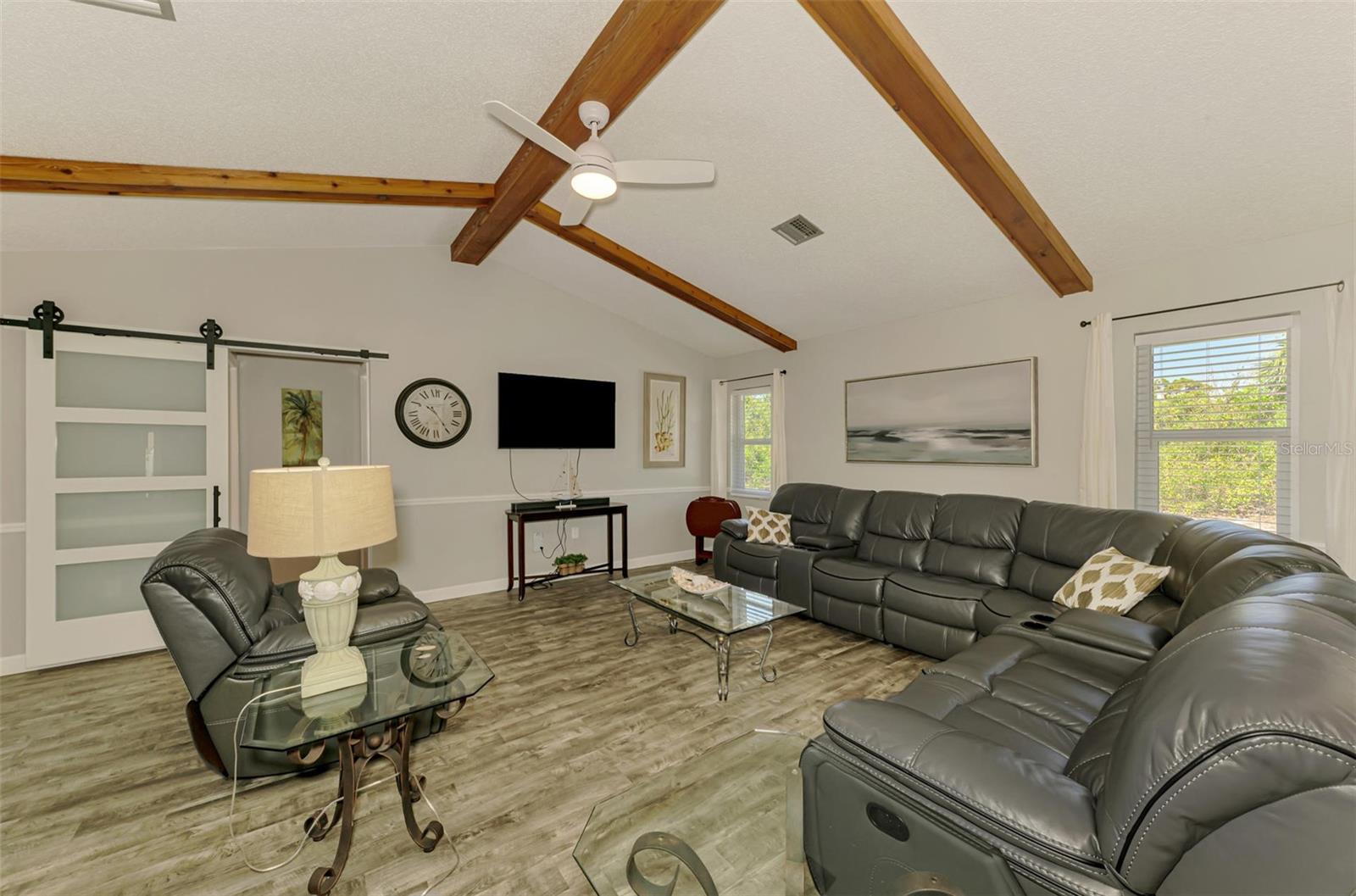 Image 19 of 63 For 9869 Gulfstream Boulevard