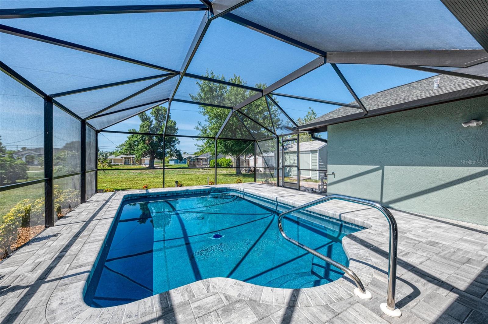 Image 51 of 63 For 9869 Gulfstream Boulevard