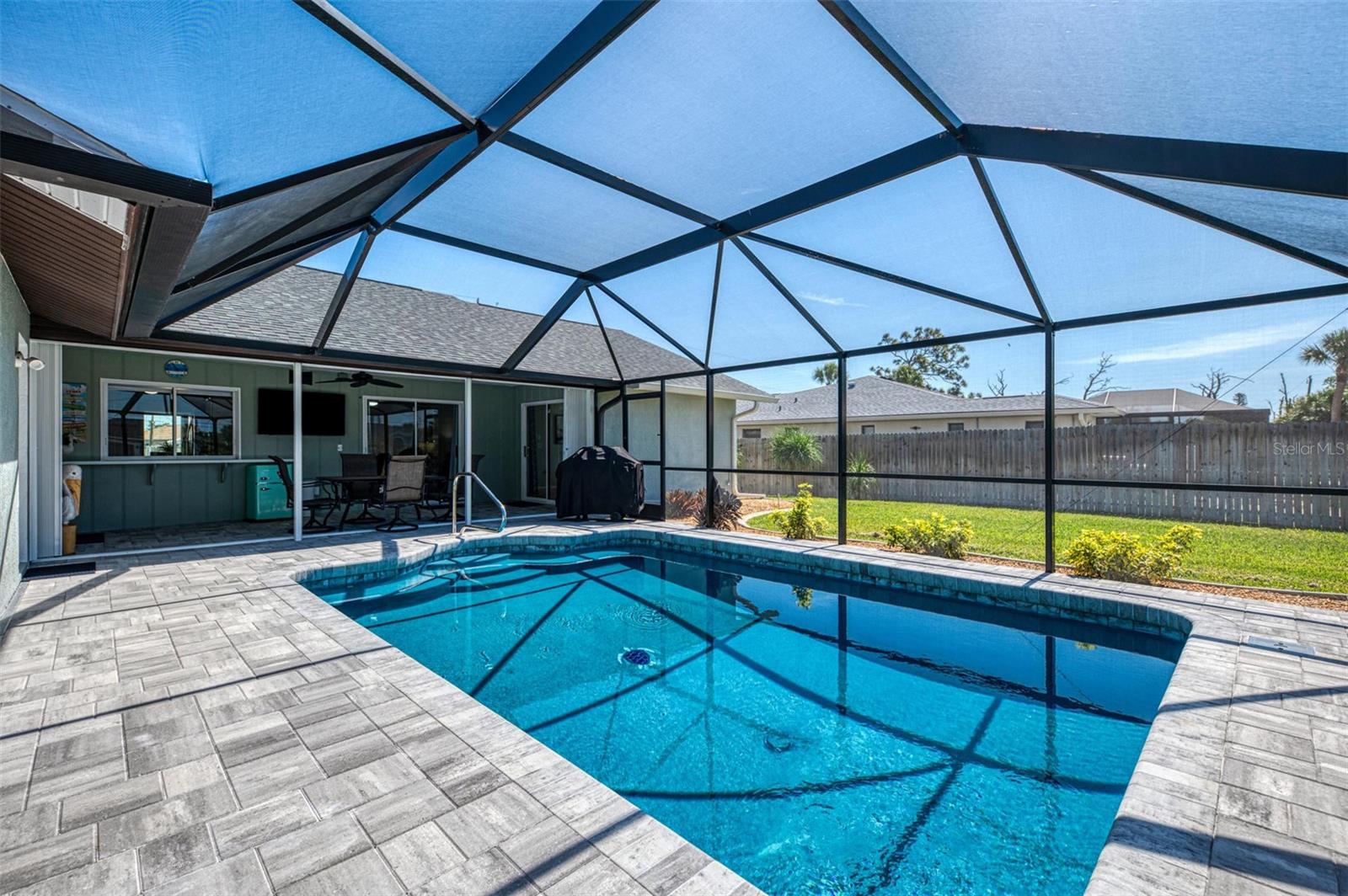 Image 53 of 63 For 9869 Gulfstream Boulevard