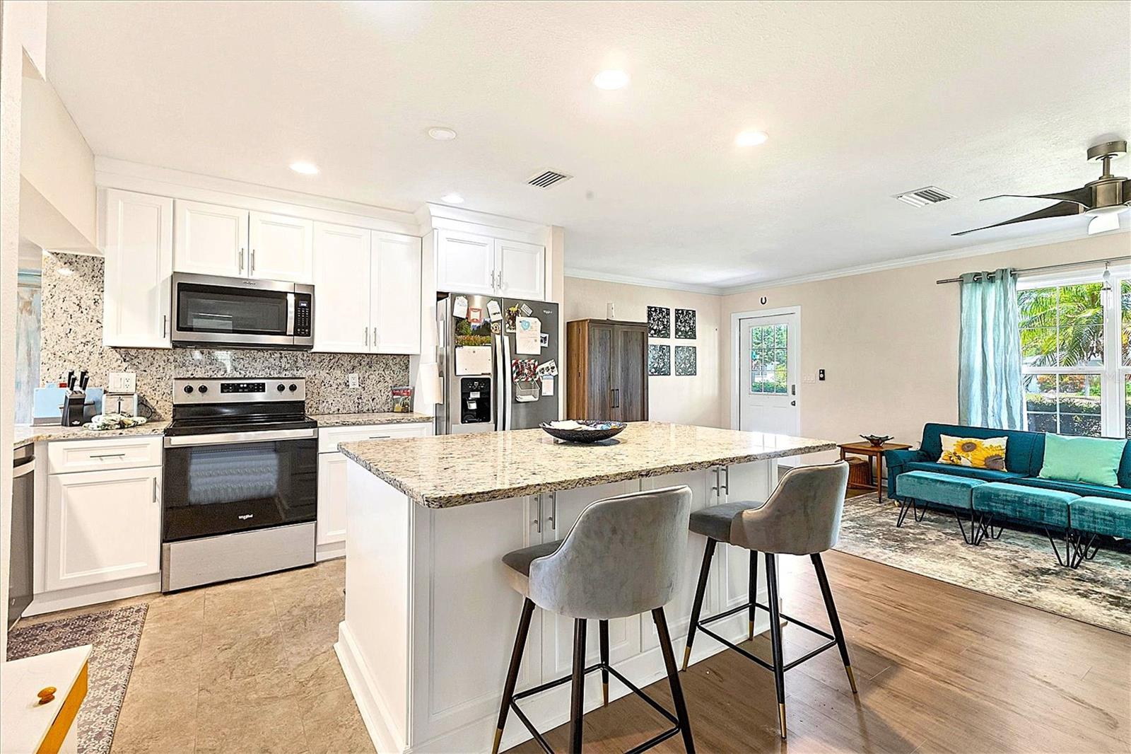 Image 13 of 48 For 305 Wentworth Circle