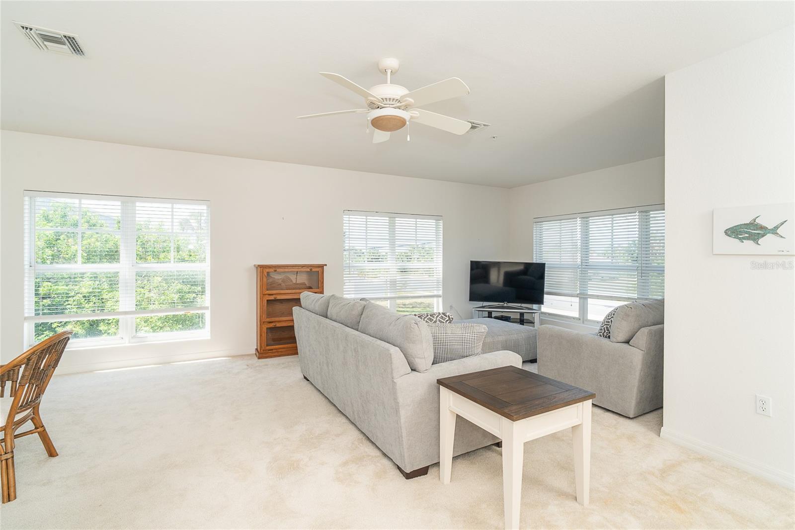 Image 12 of 43 For 3929 Cape Haze Drive 101