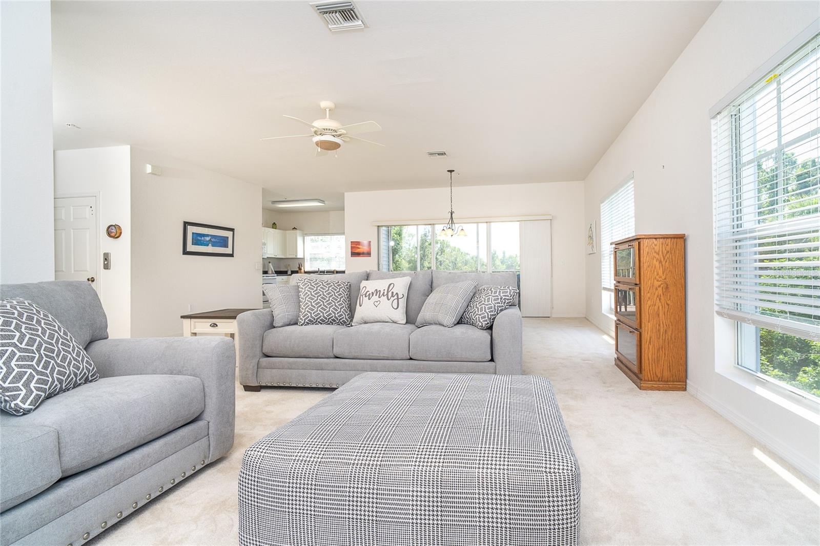 Image 14 of 43 For 3929 Cape Haze Drive 101