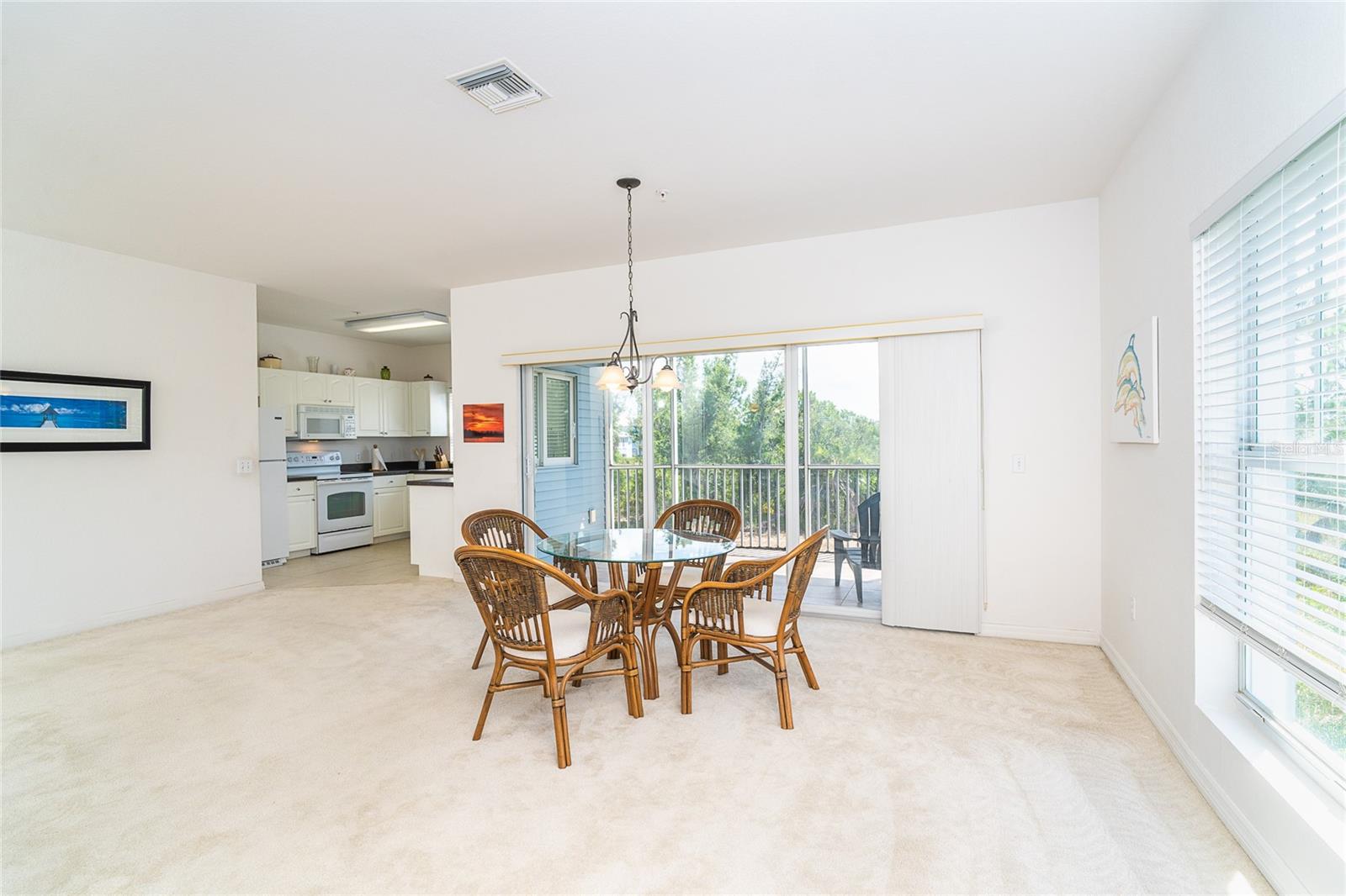 Image 15 of 43 For 3929 Cape Haze Drive 101