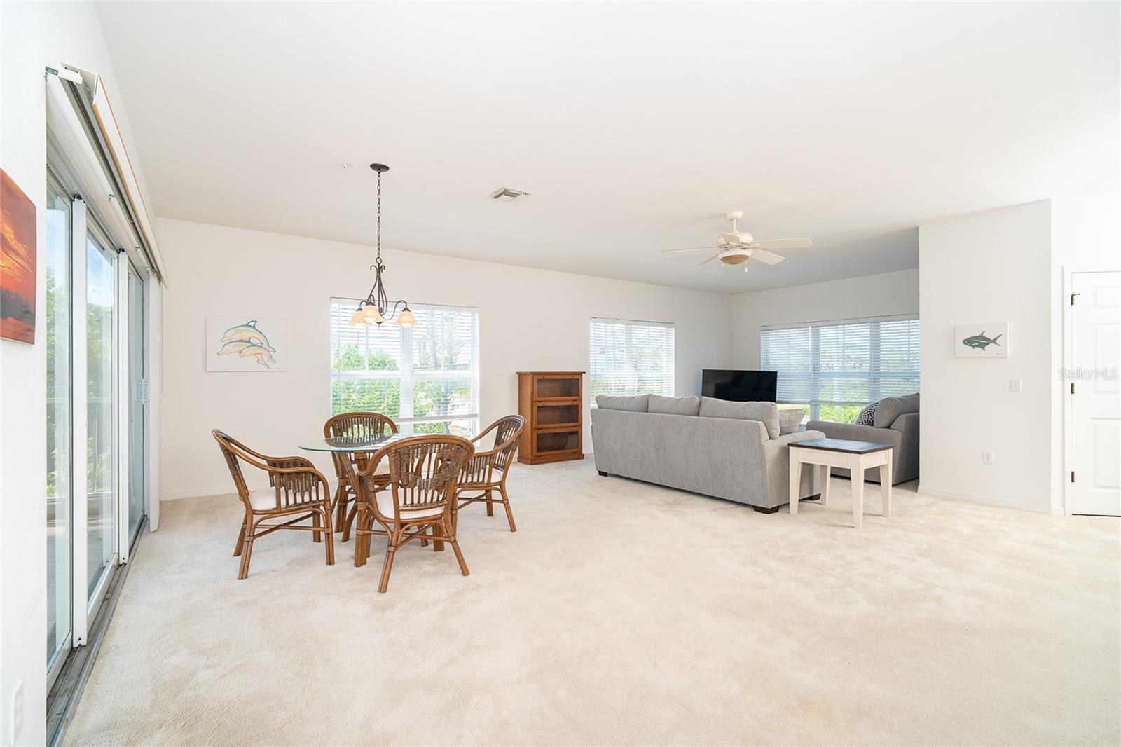 Image 20 of 43 For 3929 Cape Haze Drive 101