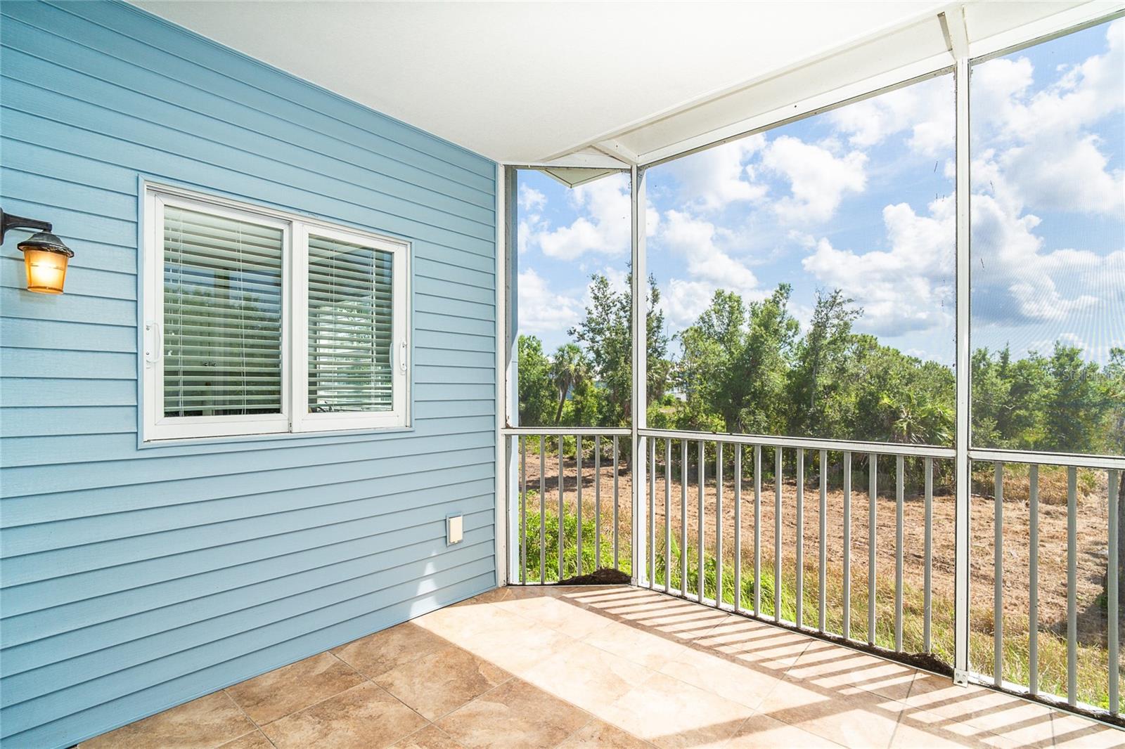 Image 22 of 43 For 3929 Cape Haze Drive 101