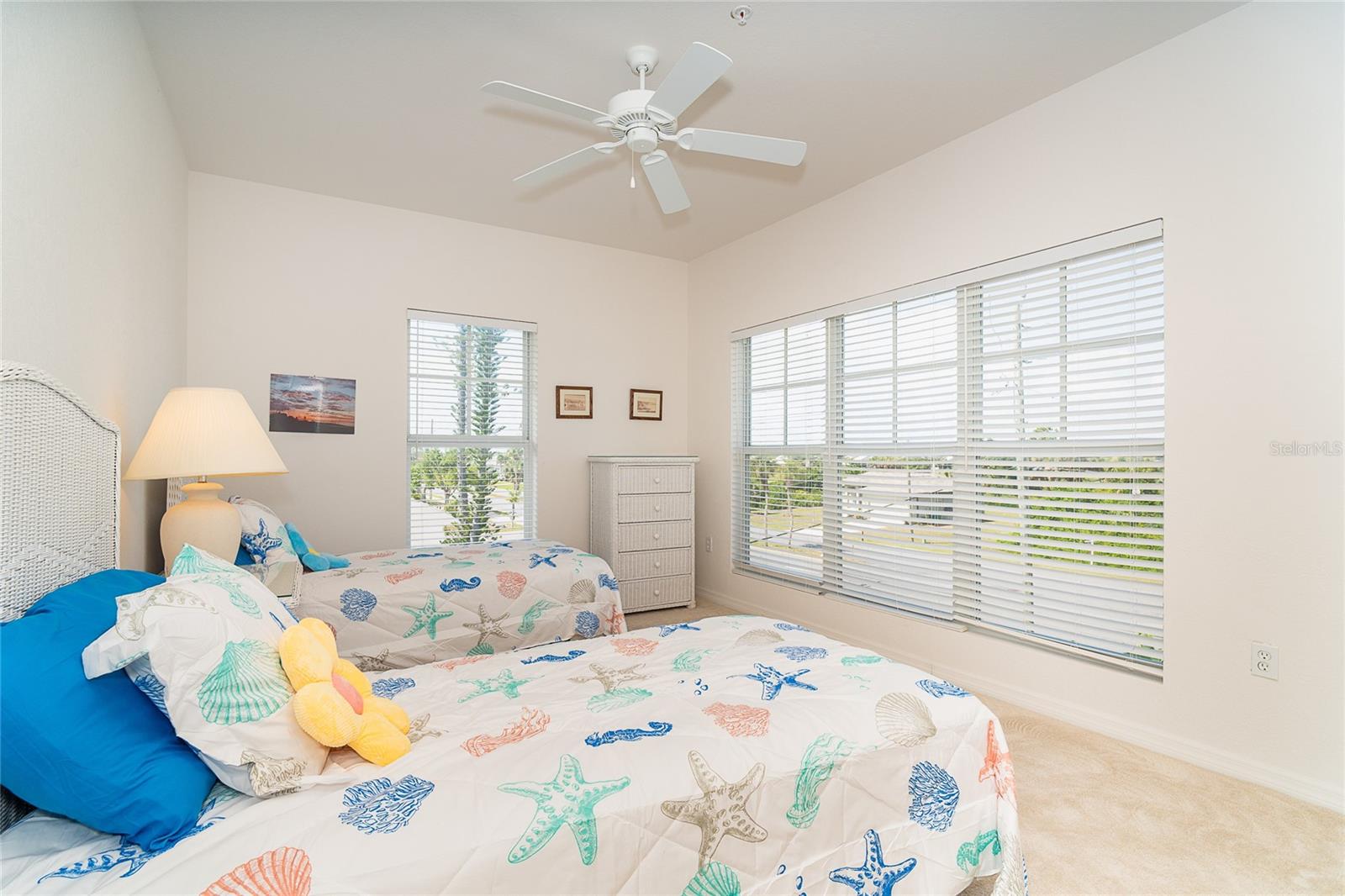 Image 27 of 43 For 3929 Cape Haze Drive 101