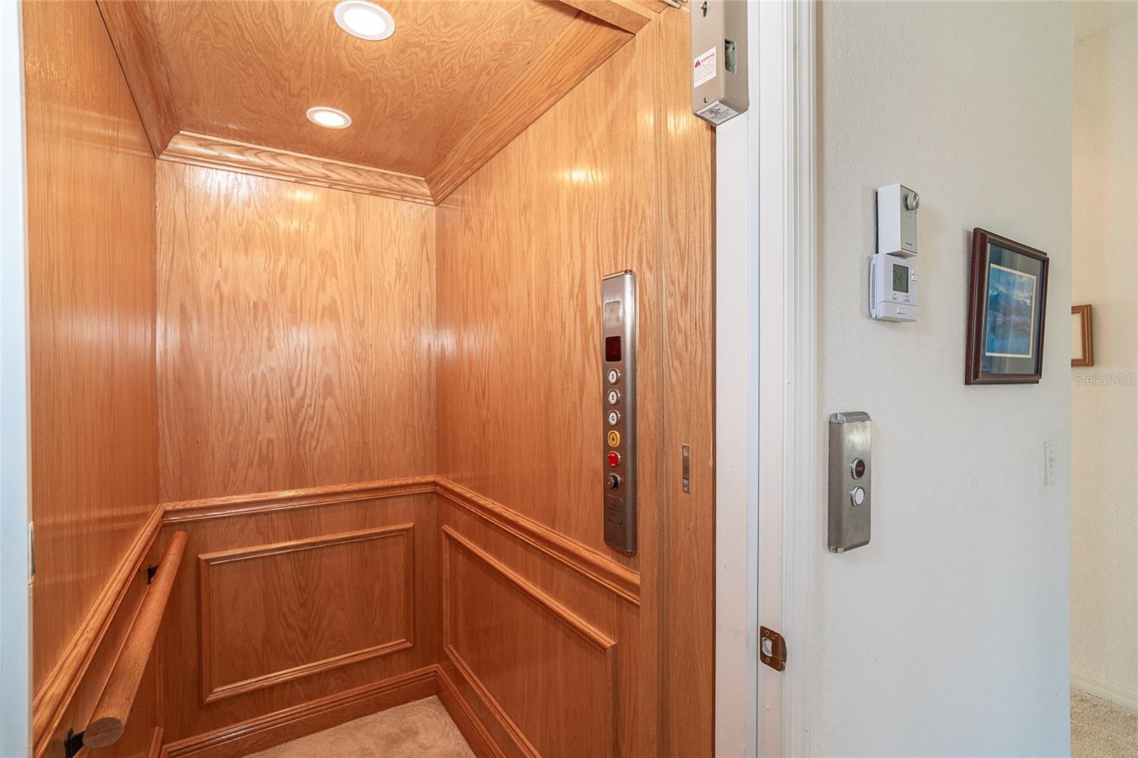 Image 8 of 43 For 3929 Cape Haze Drive 101