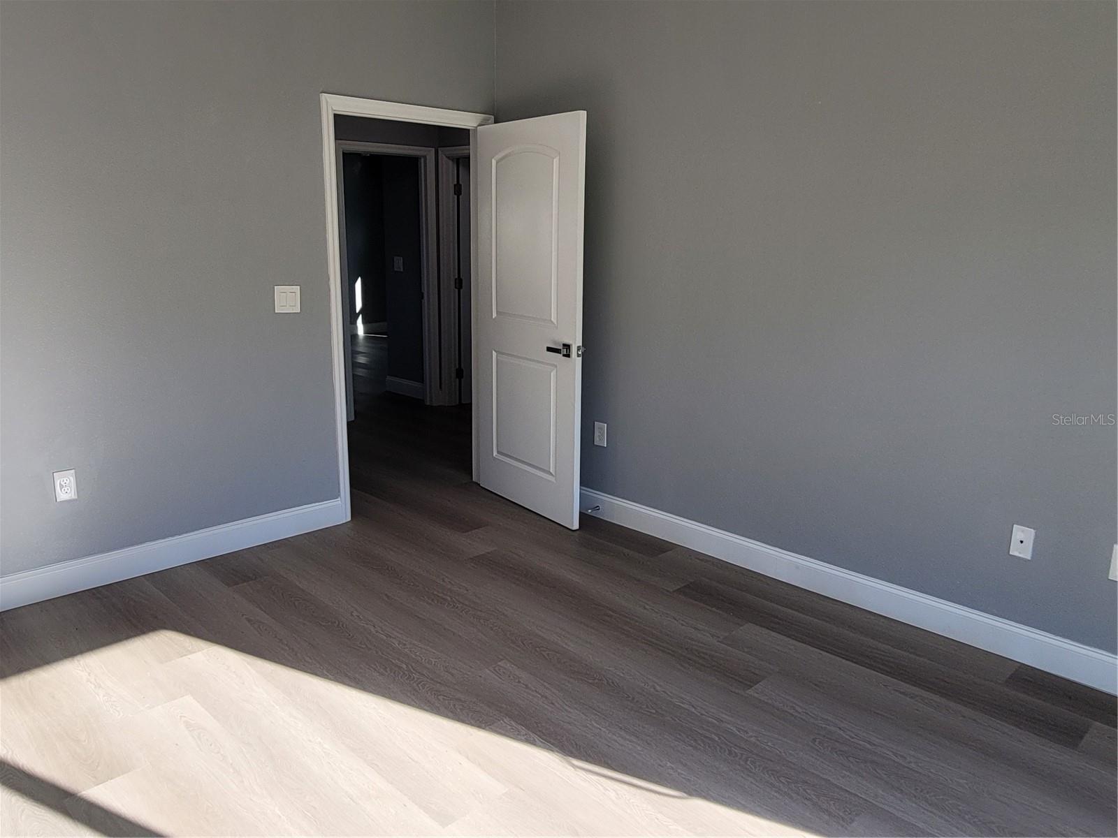 Image 11 of 21 For 8351 Agate Street